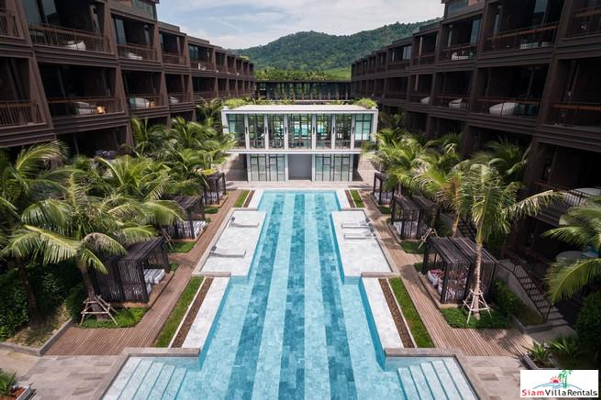 Condominium in Ban Sai Yuan, Phuket 10025125