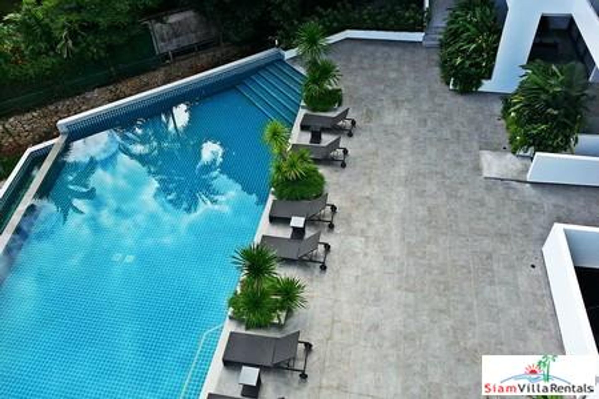 Condominium dans Surin Beach, Phuket 10025196