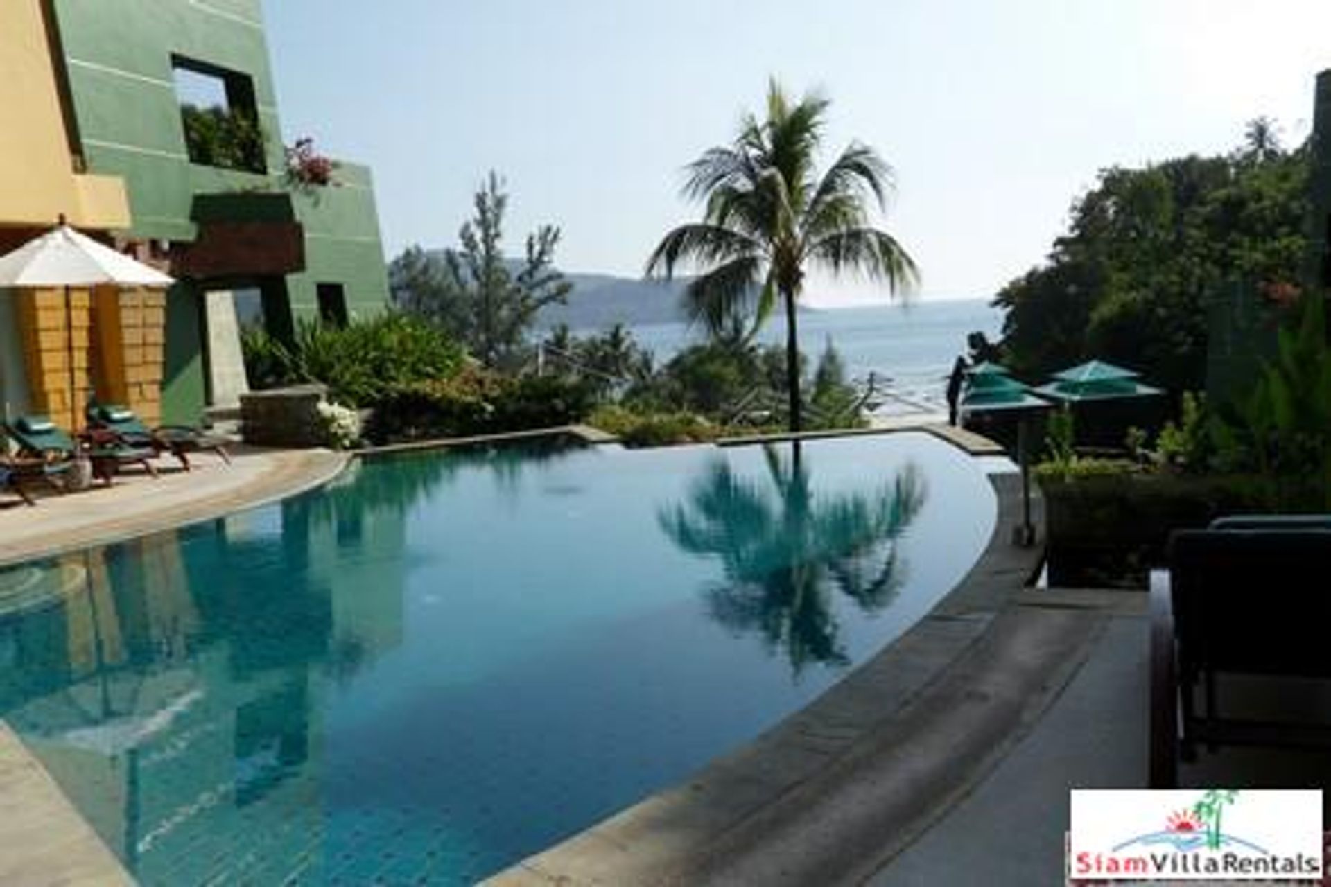 Condominium in Ban Khok Chang, Phuket 10025222