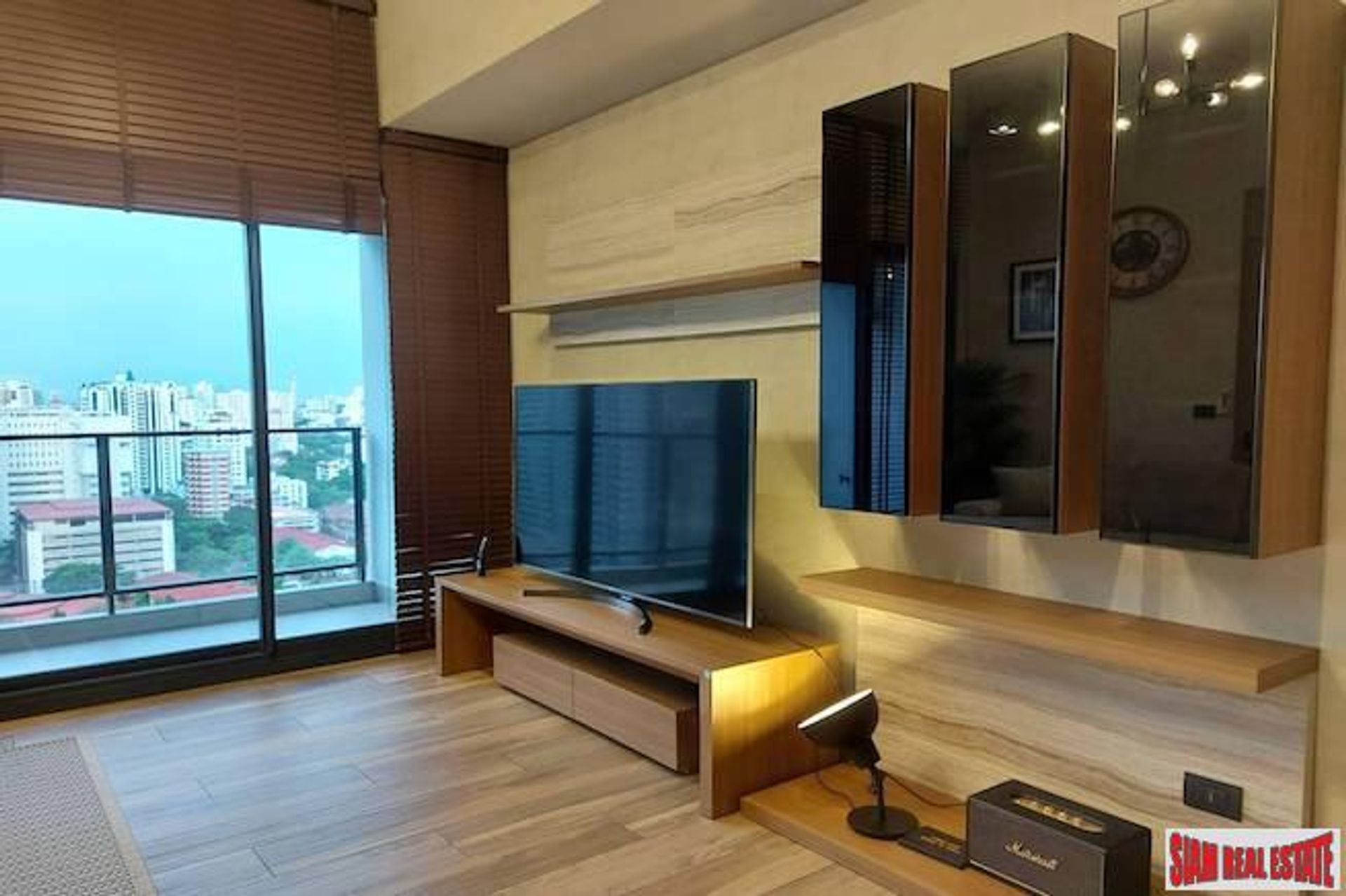 Condominium in Ban Na Lied, Krung Thep Maha Nakhon 10025252