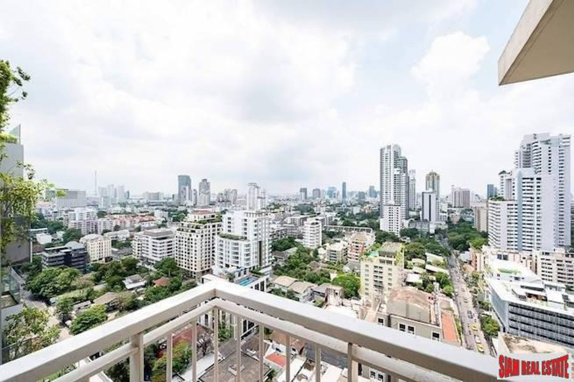 Condominium in Asok, Bangkok 10025294