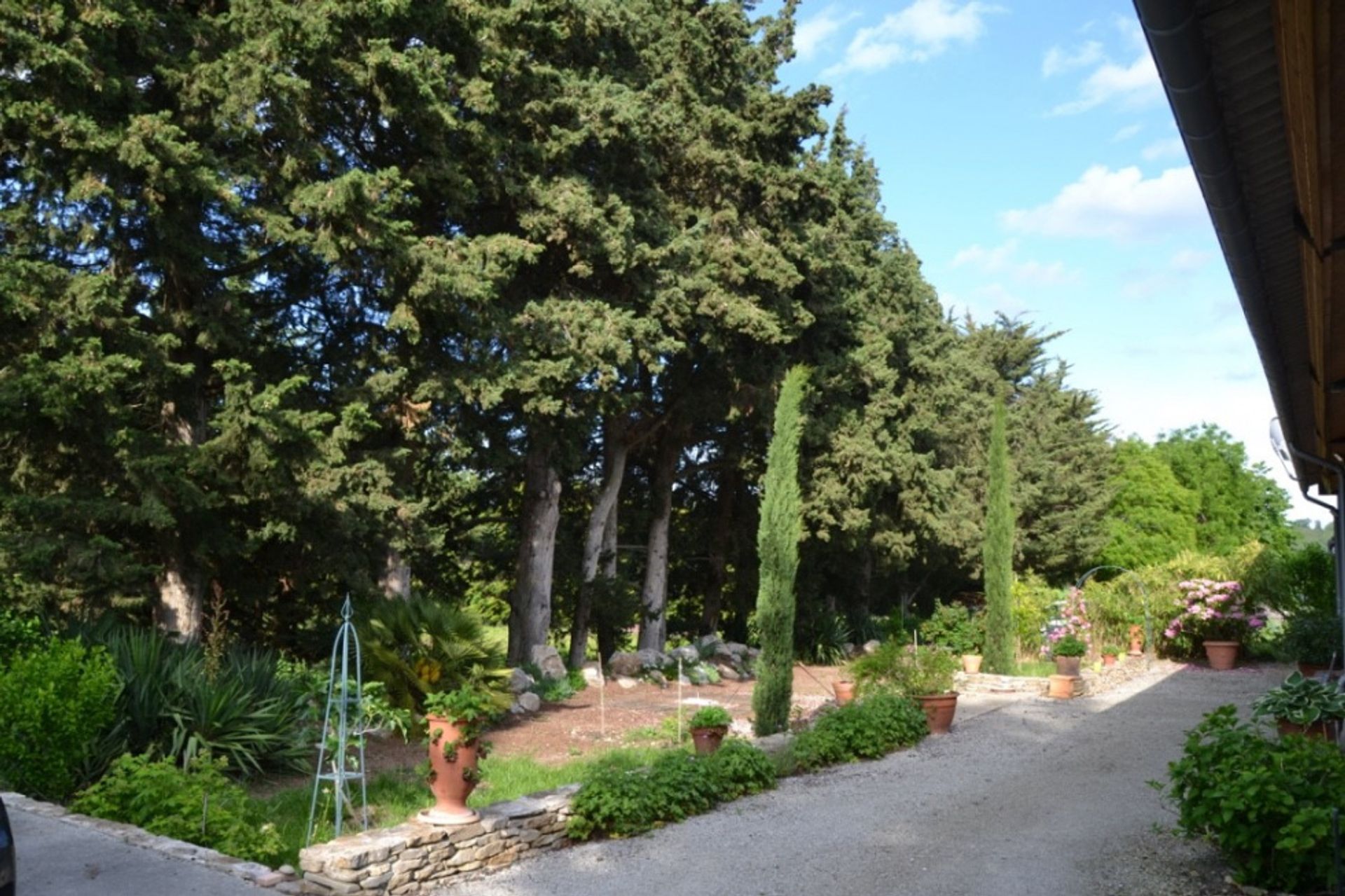 بيت في Proche Belveze Du Razes, Dans Hameau, Maison De Campagne, Occitanie 10025295