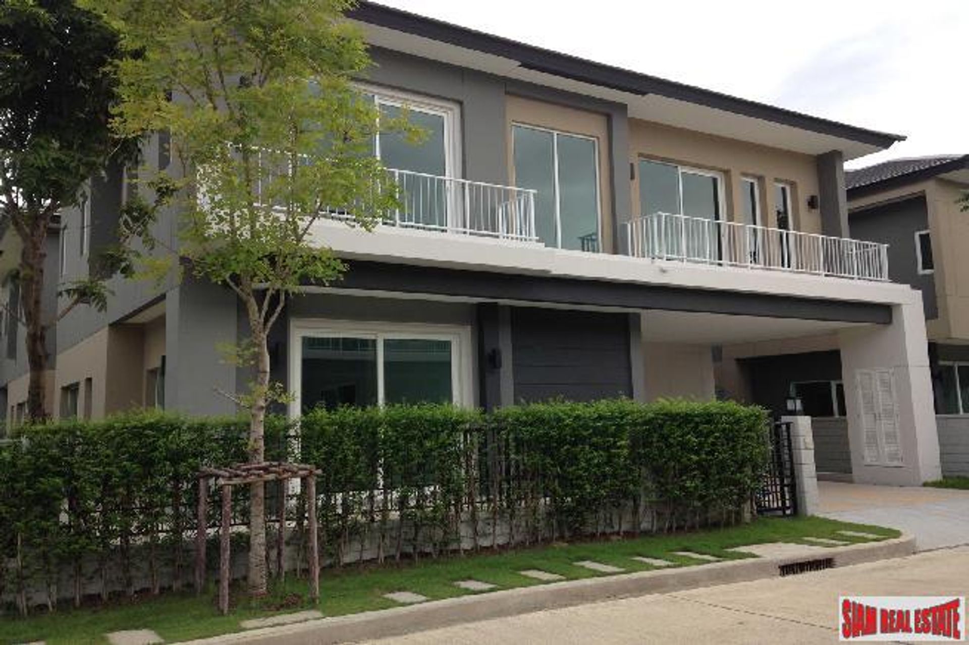 Condominio en Bang Chak, Samut Prakan 10025300