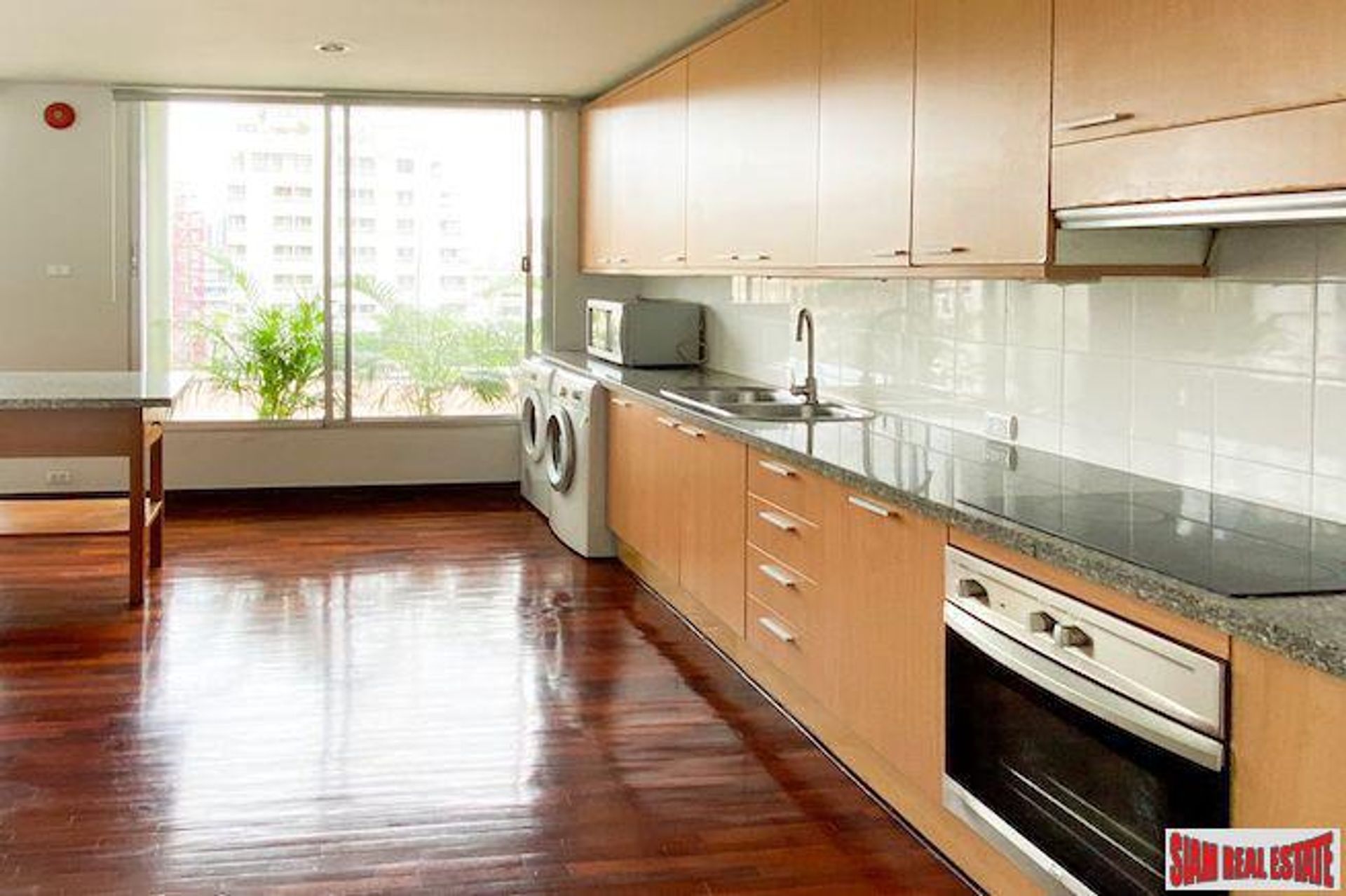 Condominio en Sathon, Bangkok 10025313