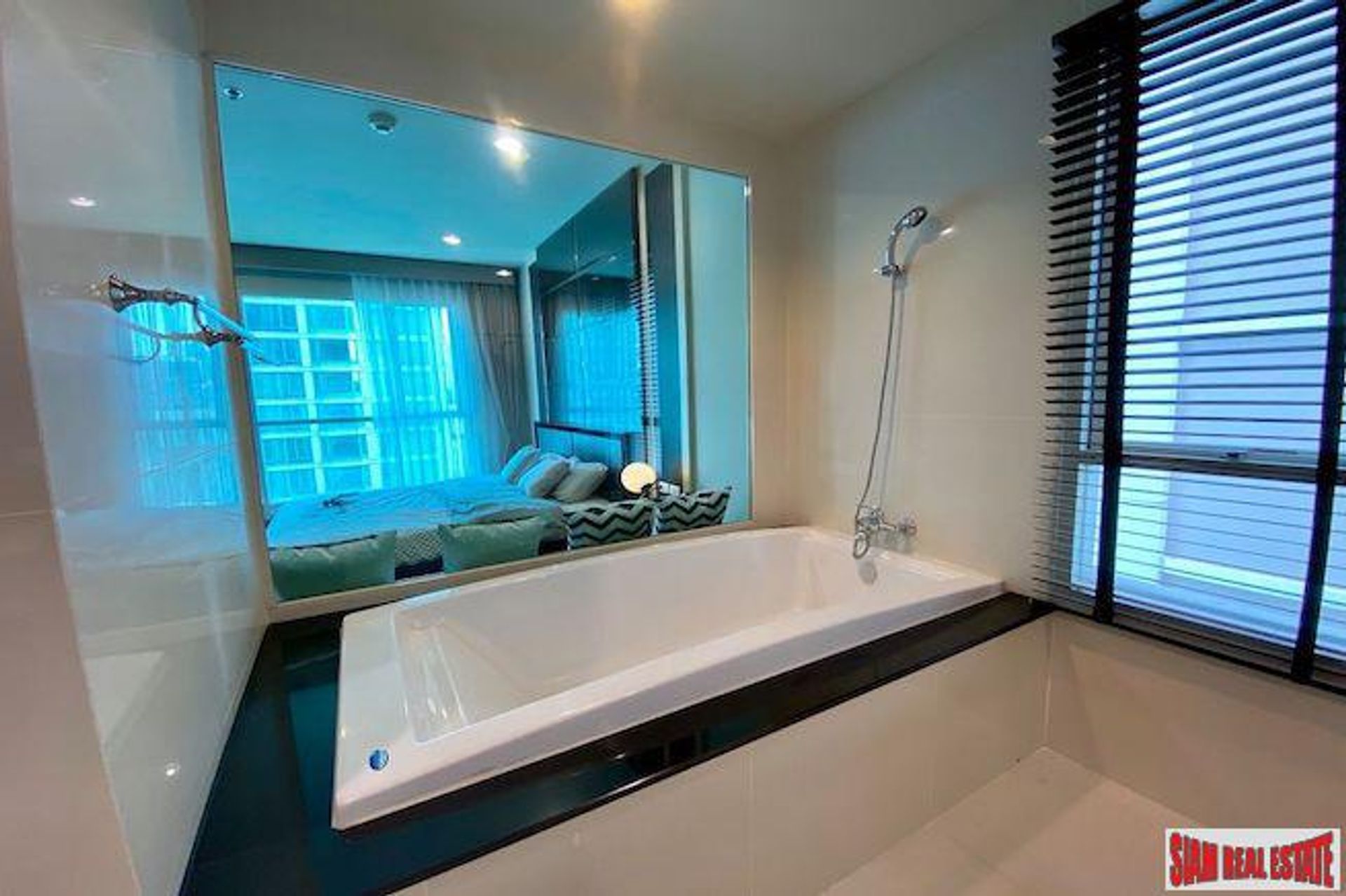 Condominium in Chit Lom, Bangkok 10025325