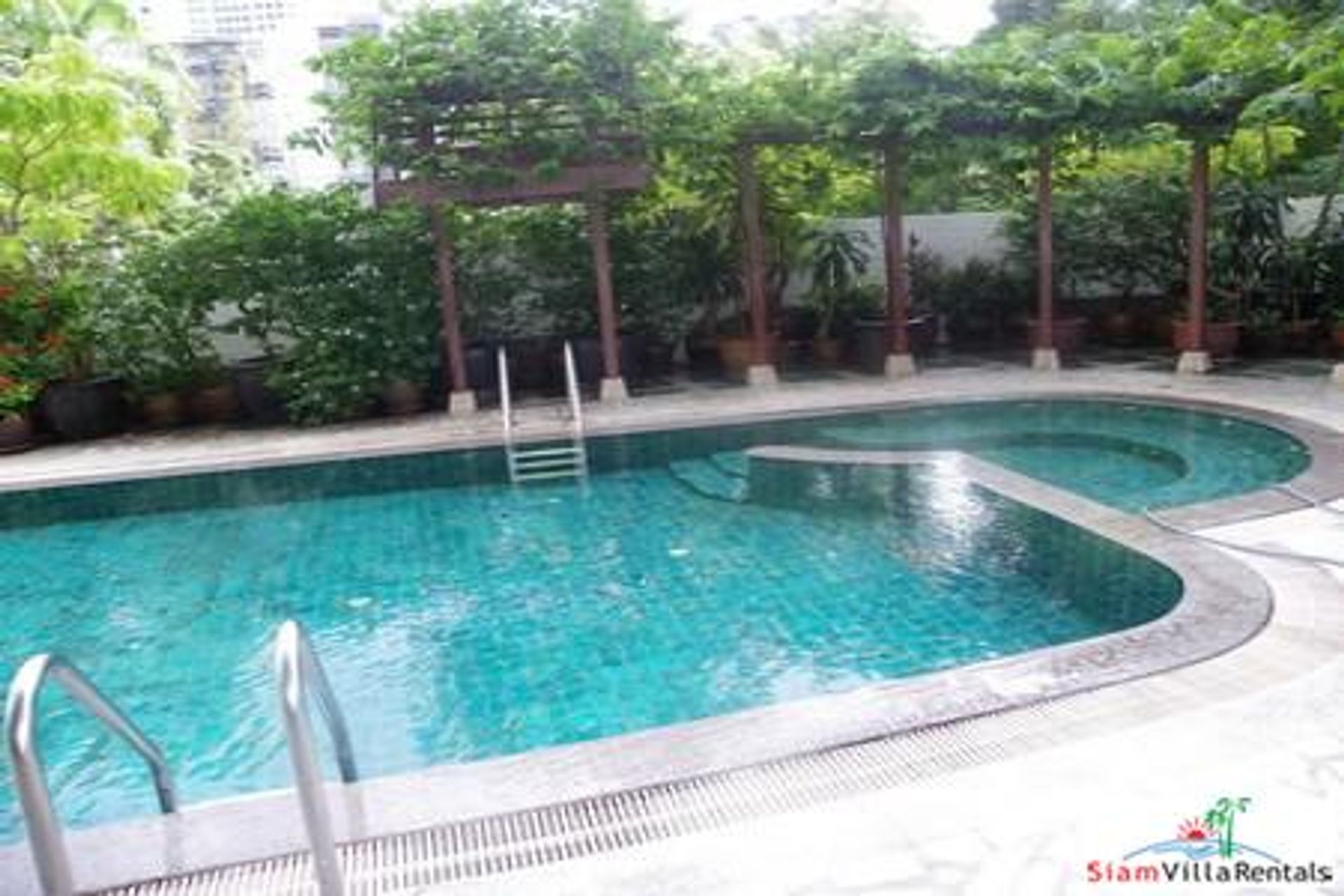 Condominium dans Khlong Toei, Krung Thep Maha Nakhon 10025341