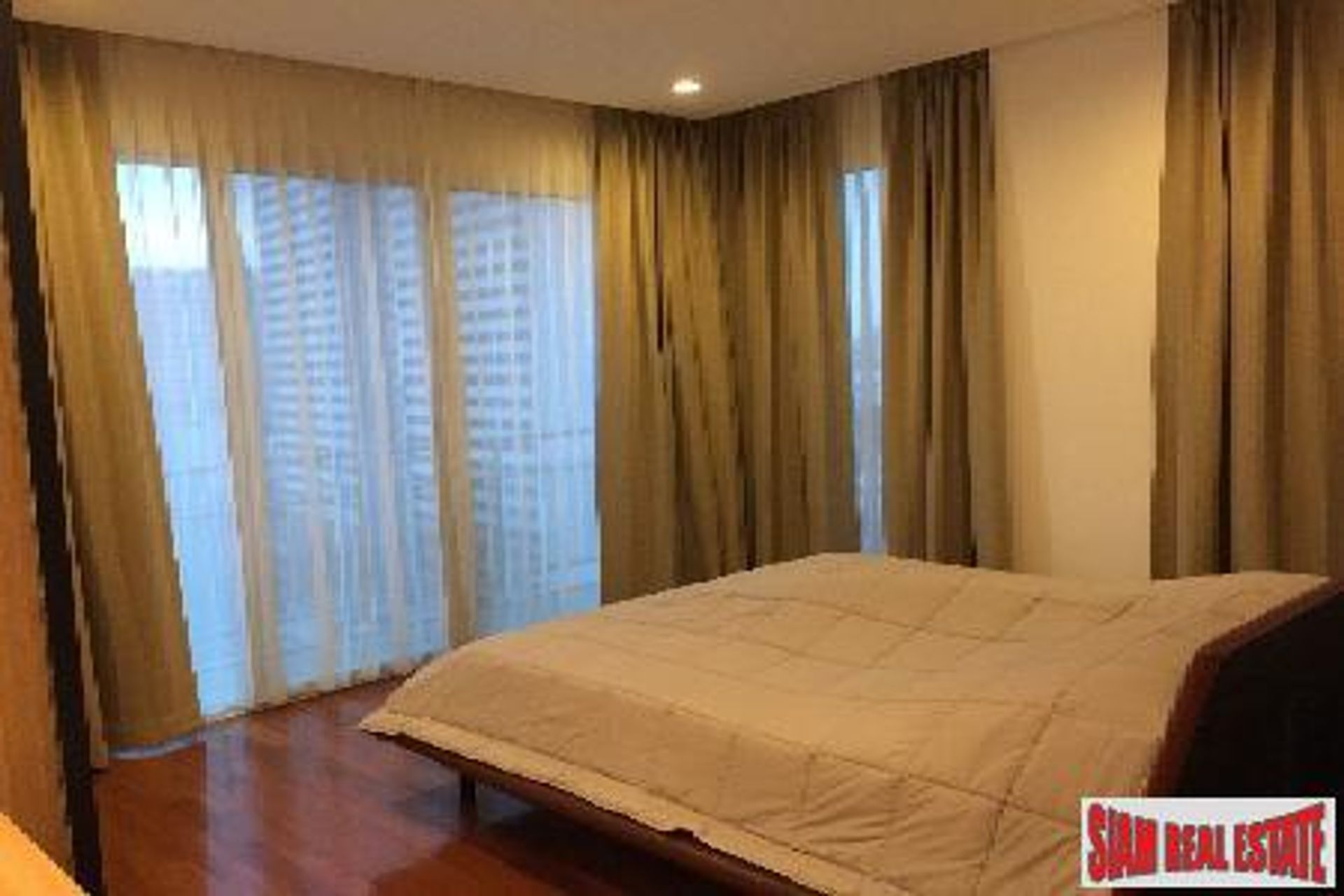 Condominium dans Nana, Bangkok 10025343