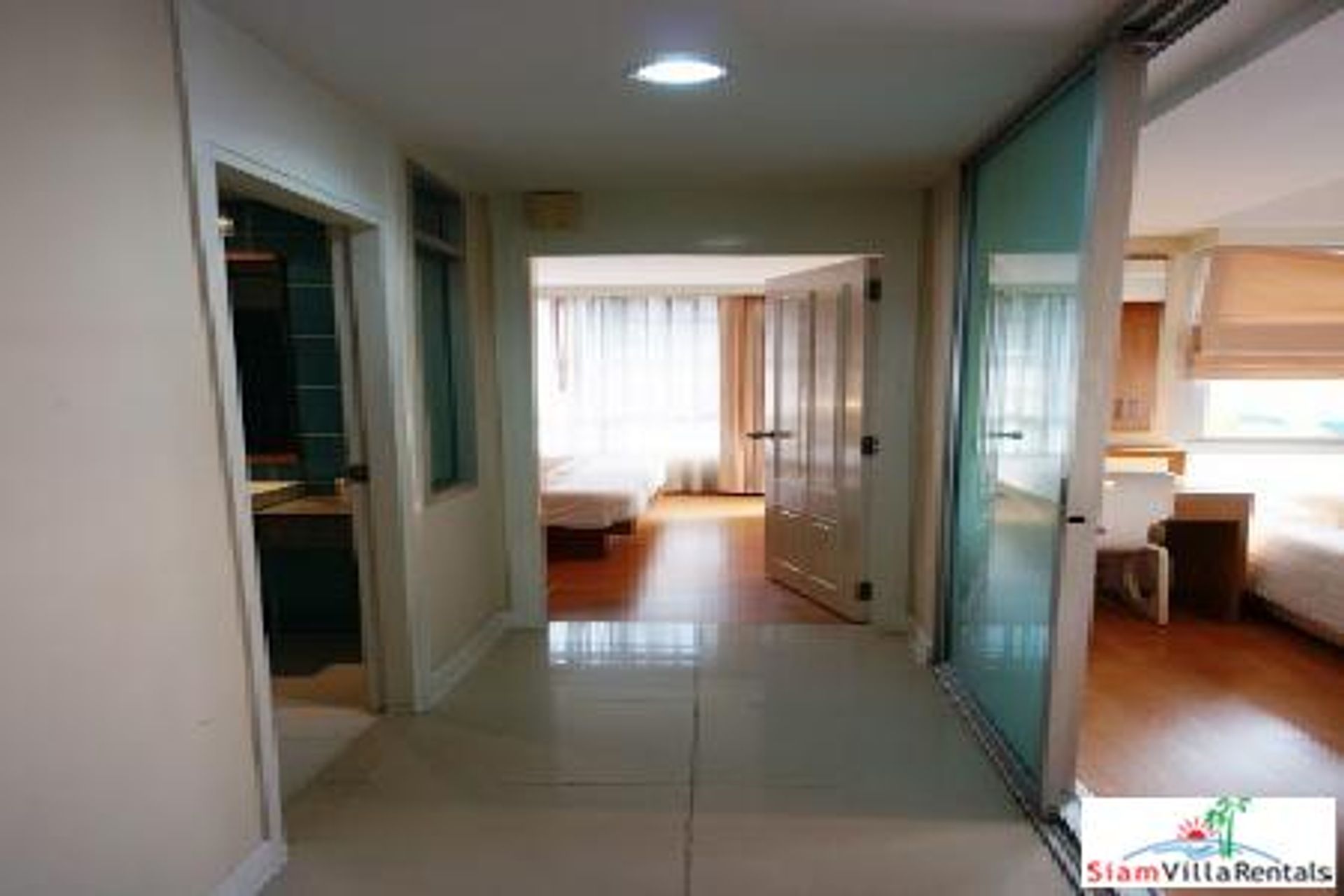 Condominium in Bang Rak, Krung Thep Maha Nakhon 10025396