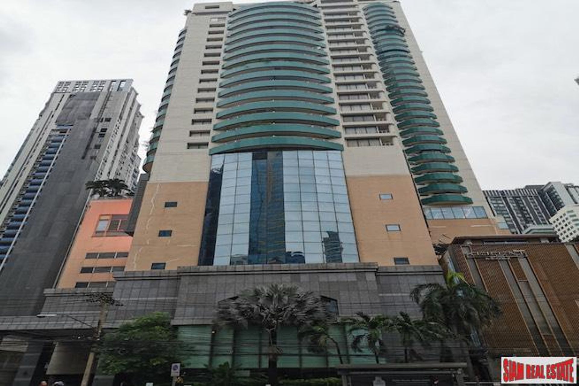 Condominium dans Asok, Bangkok 10025414