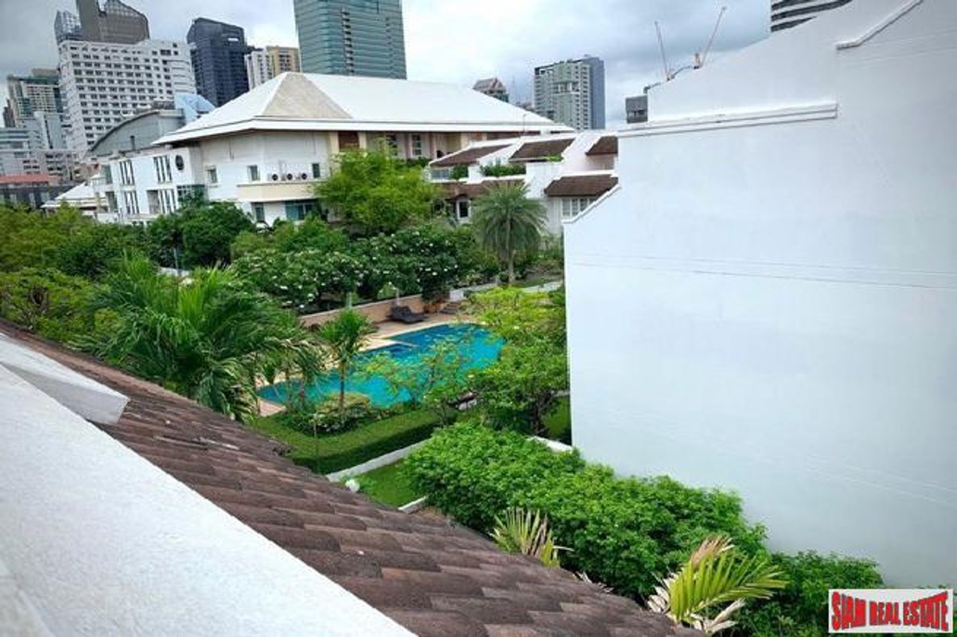 Rumah di Phrom Phong, Bangkok 10025433