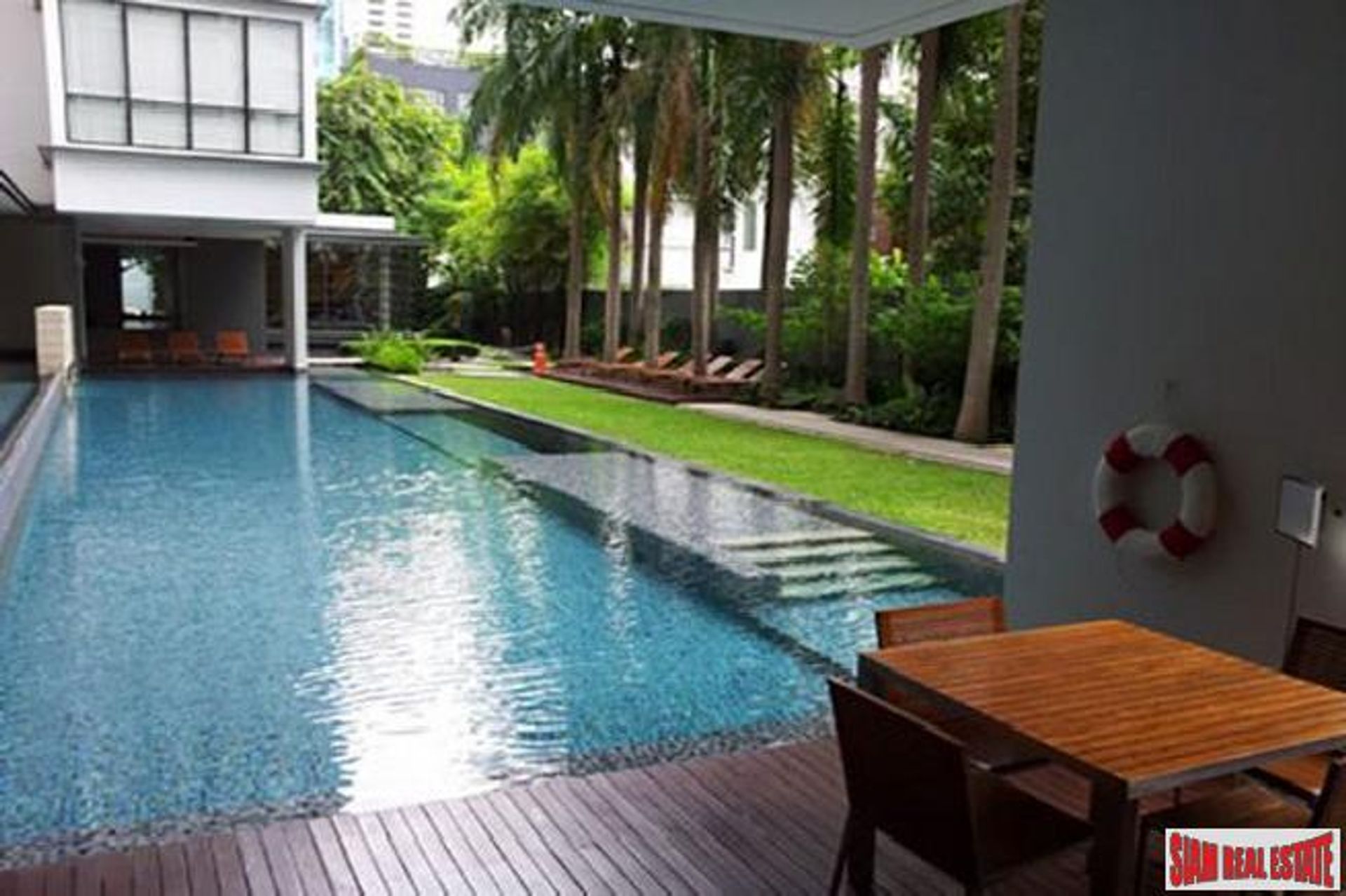 Condominio en Khlong Toei, Krung Thep Maha Nakhon 10025459