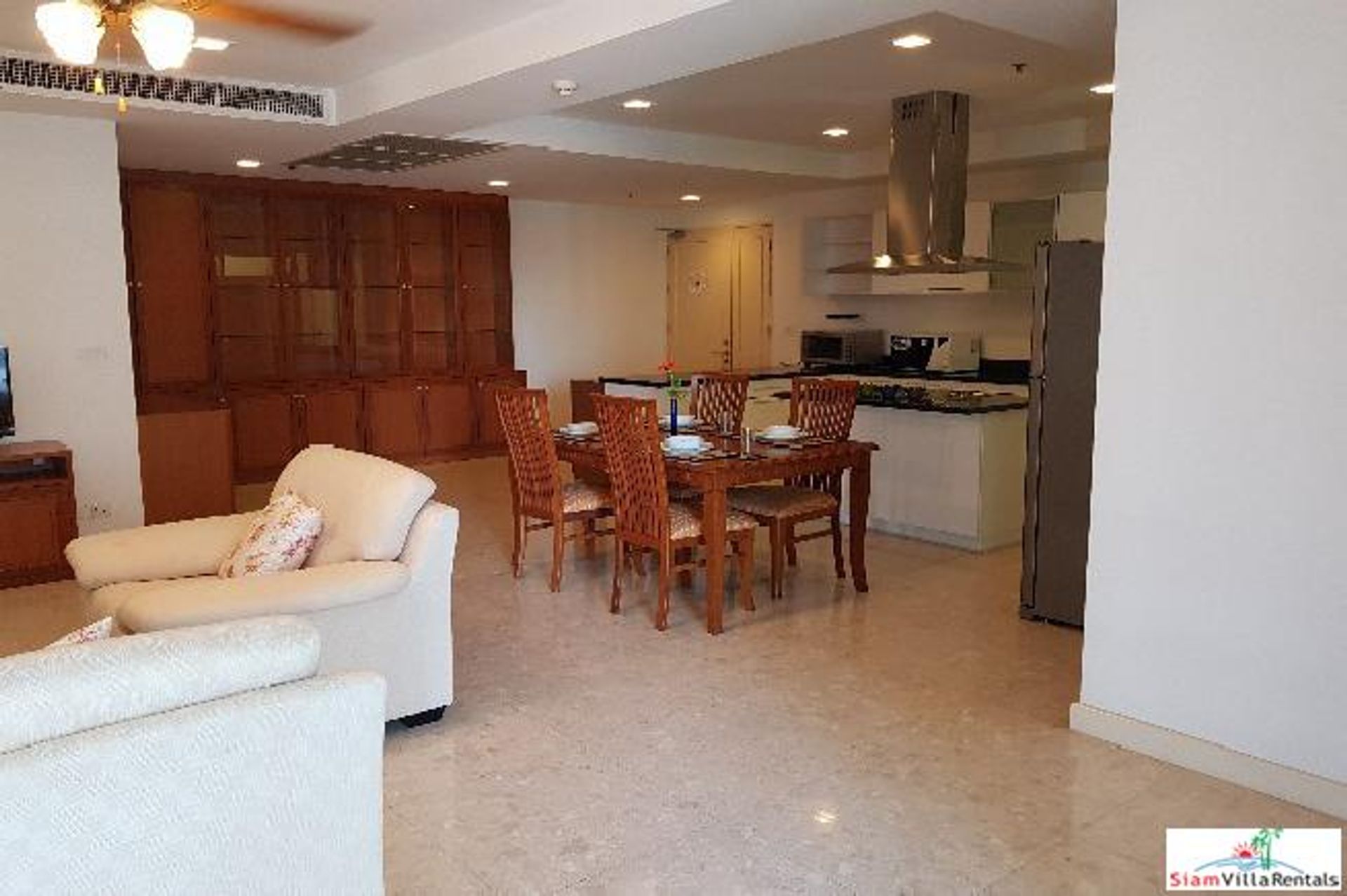 Condominium dans Ekkamai, Bangkok 10025474