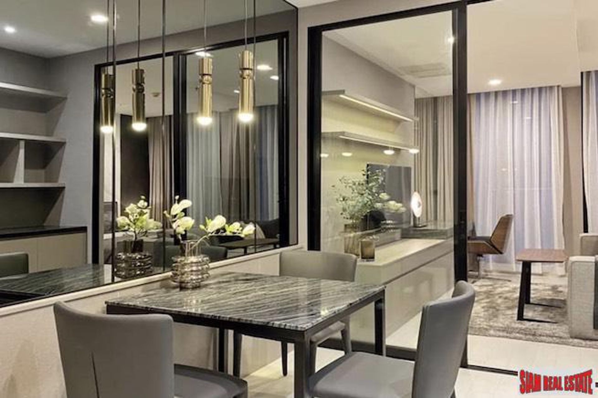 Condominium in Phloen Chit, Bangkok 10025475