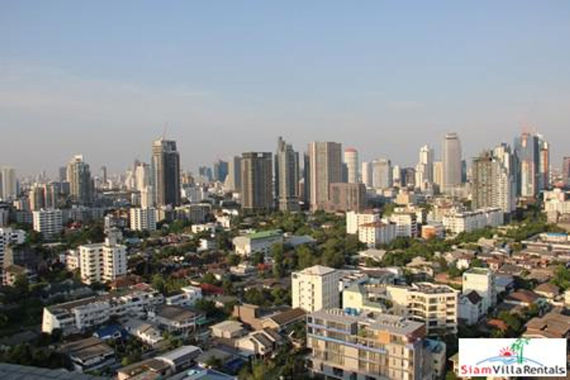 Condominium in Phrom Phong, Bangkok 10025514