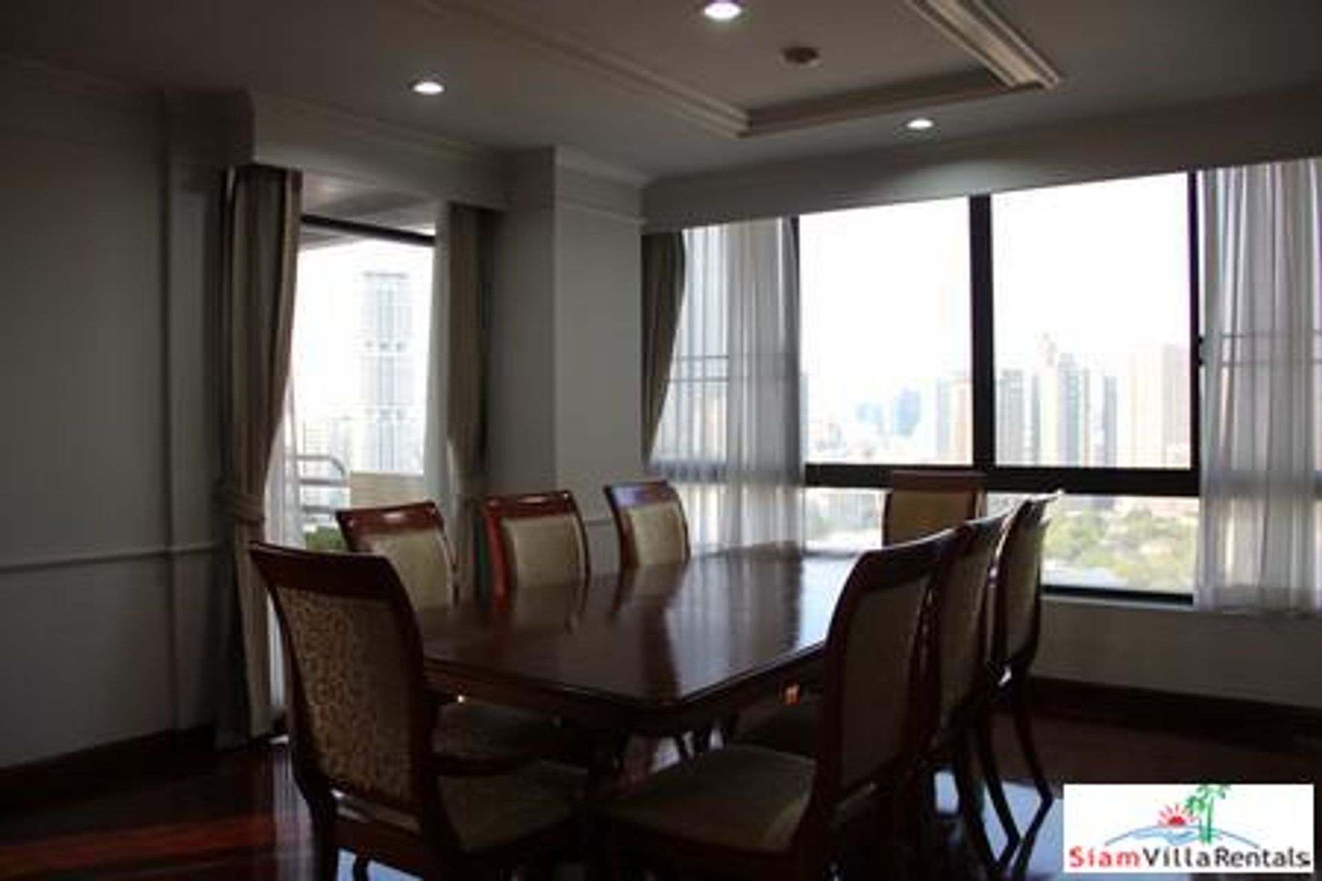 Condominium in Phrom Phong, Bangkok 10025514