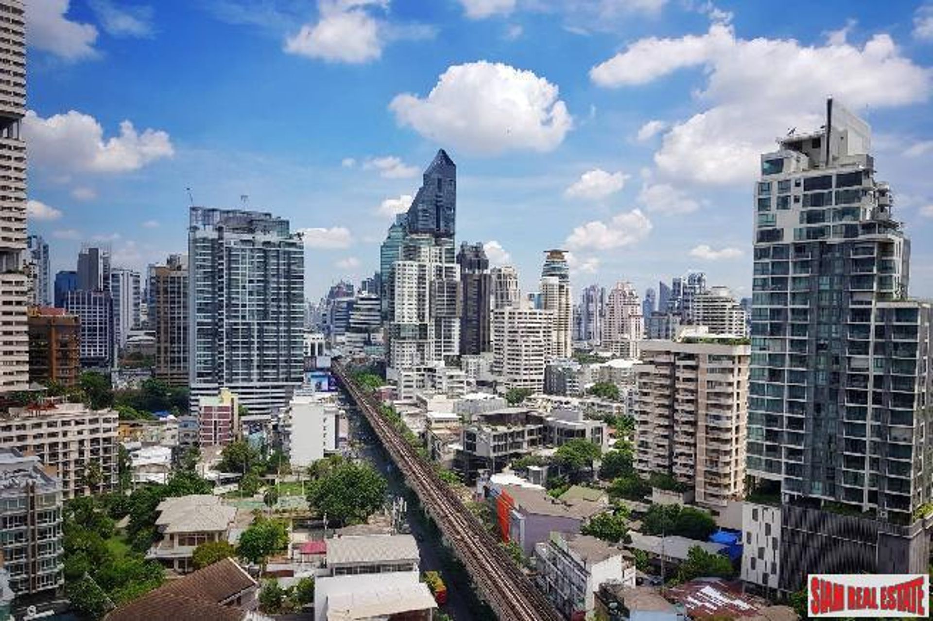 Osakehuoneisto sisään Thong Lo, Bangkok 10025517