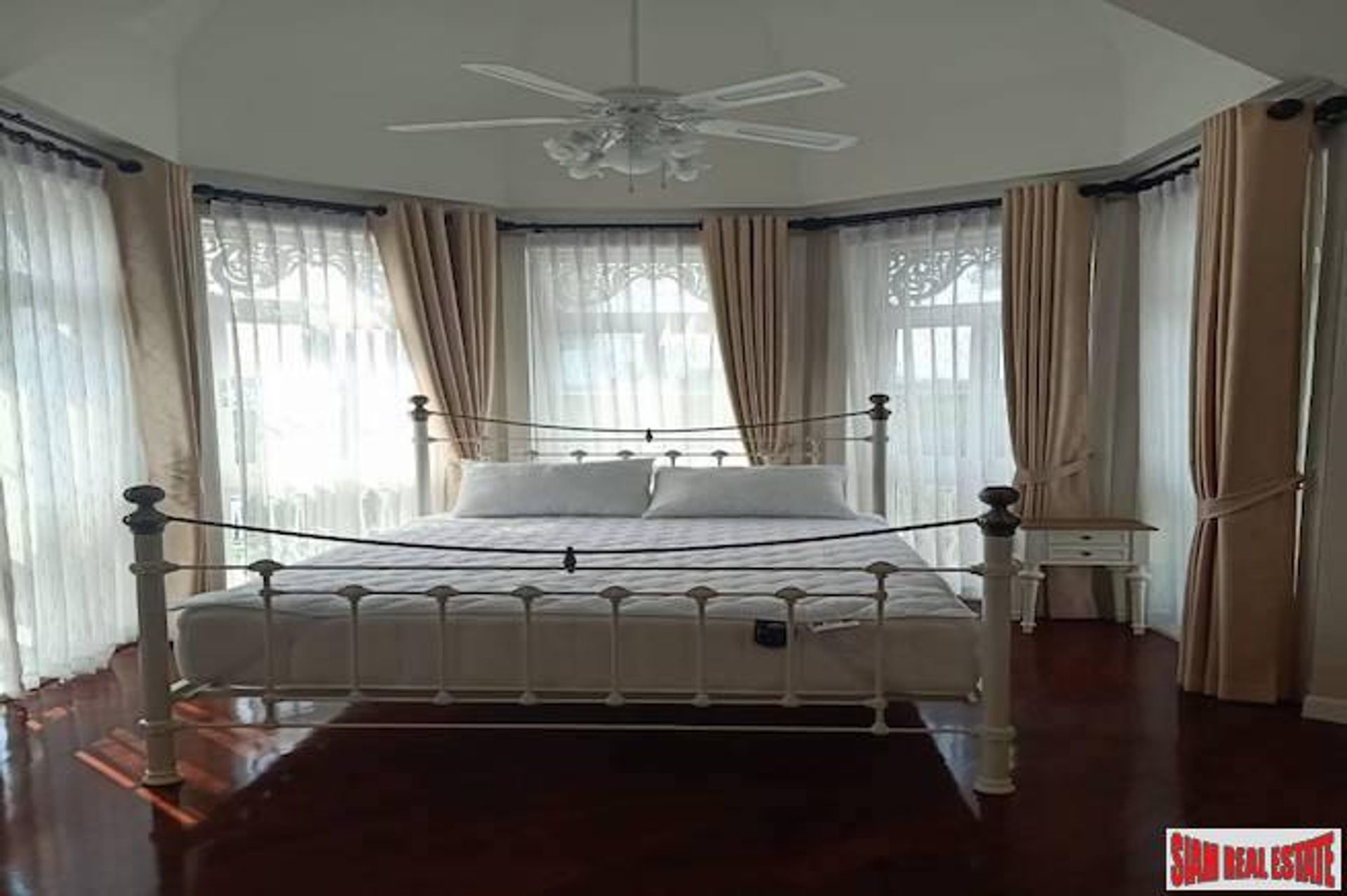 Huis in Bangna, Bangkok 10025518