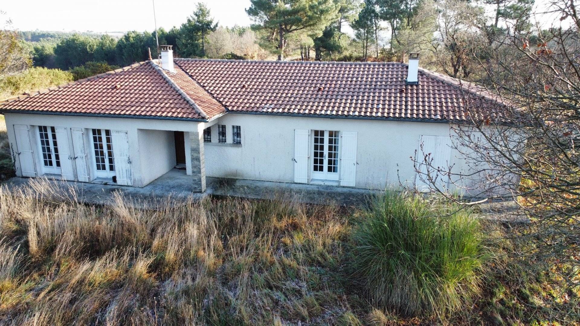 casa en Perignac, Poitou-Charentes 10025559