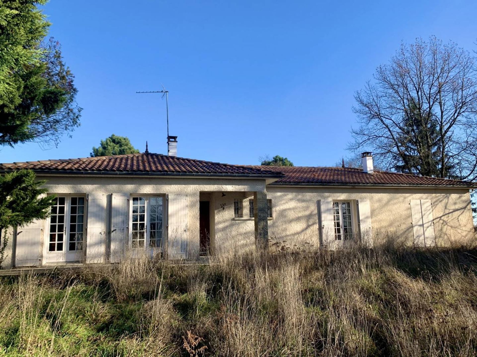 casa en Perignac, Poitou-Charentes 10025559