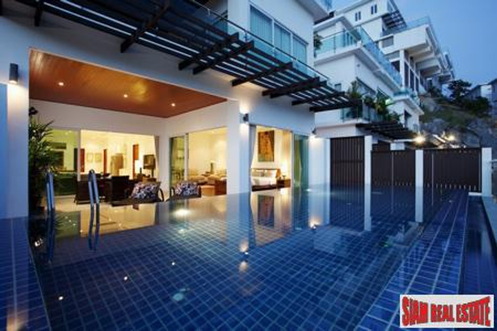 Condominium in Kamala, Phuket 10025596