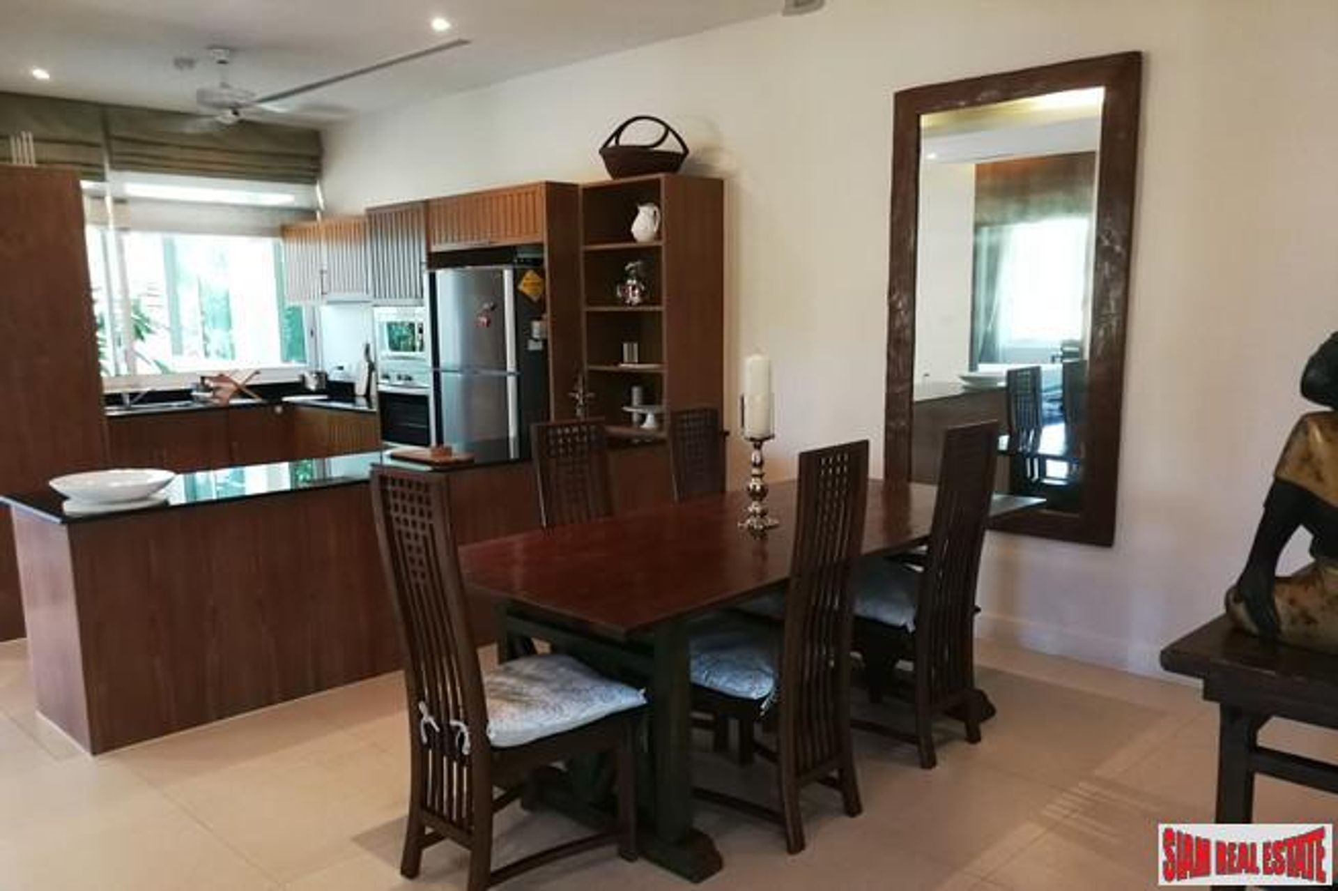 Condominium dans Ban La Yan, Phuket 10025597