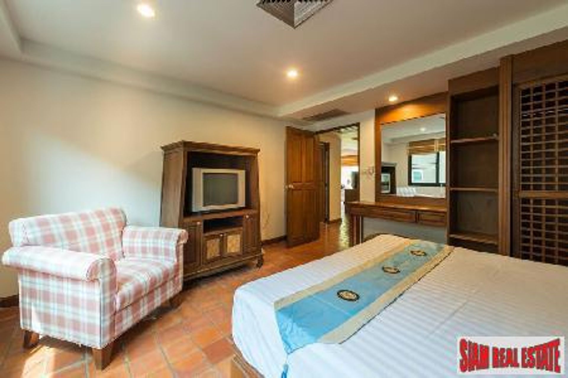 Кондоминиум в Ban Phrom Thep, Phuket 10025661