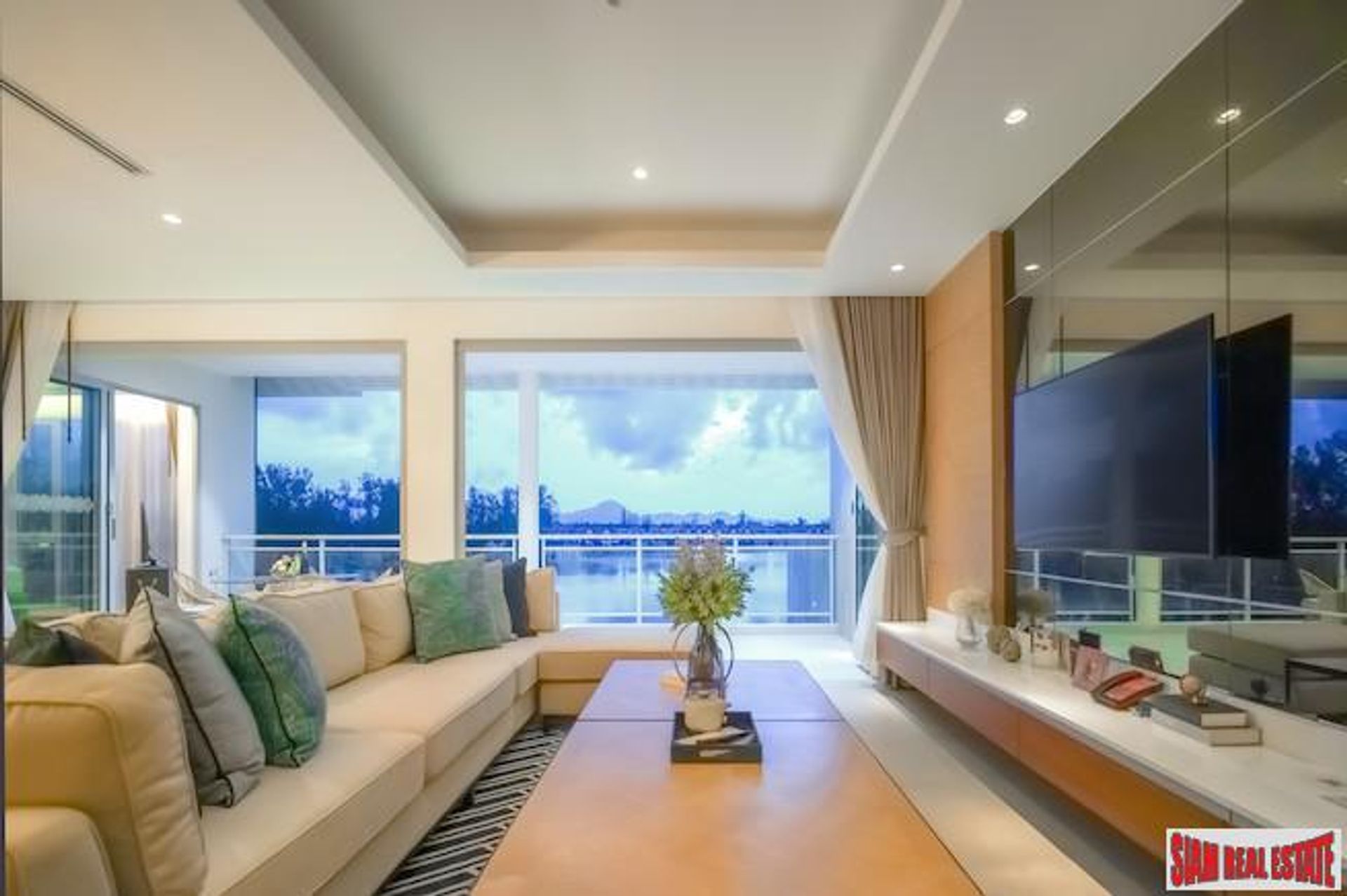 Condominium in Laguna, Phuket 10025692