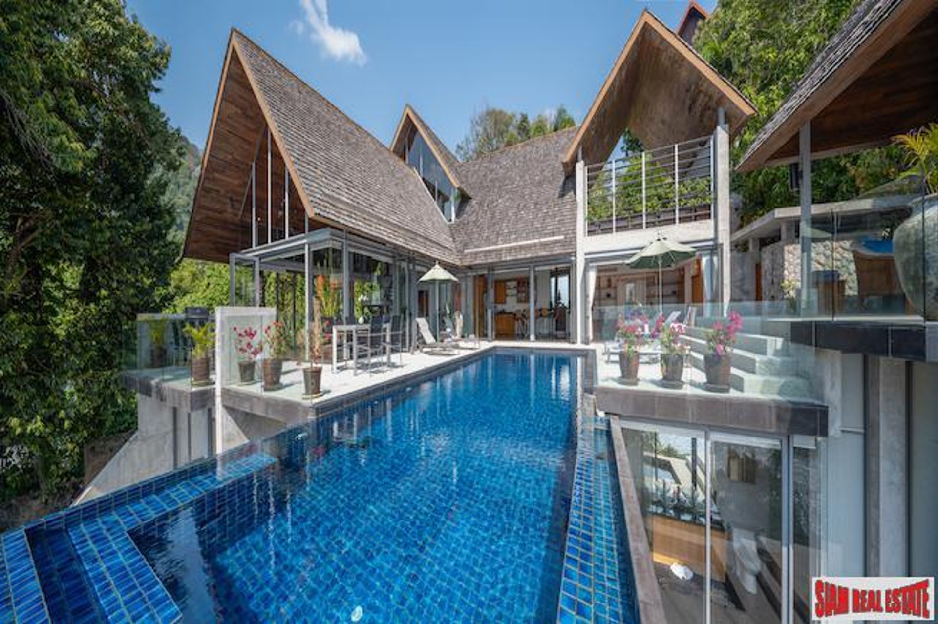 жилой дом в Kamala, Phuket 10025866