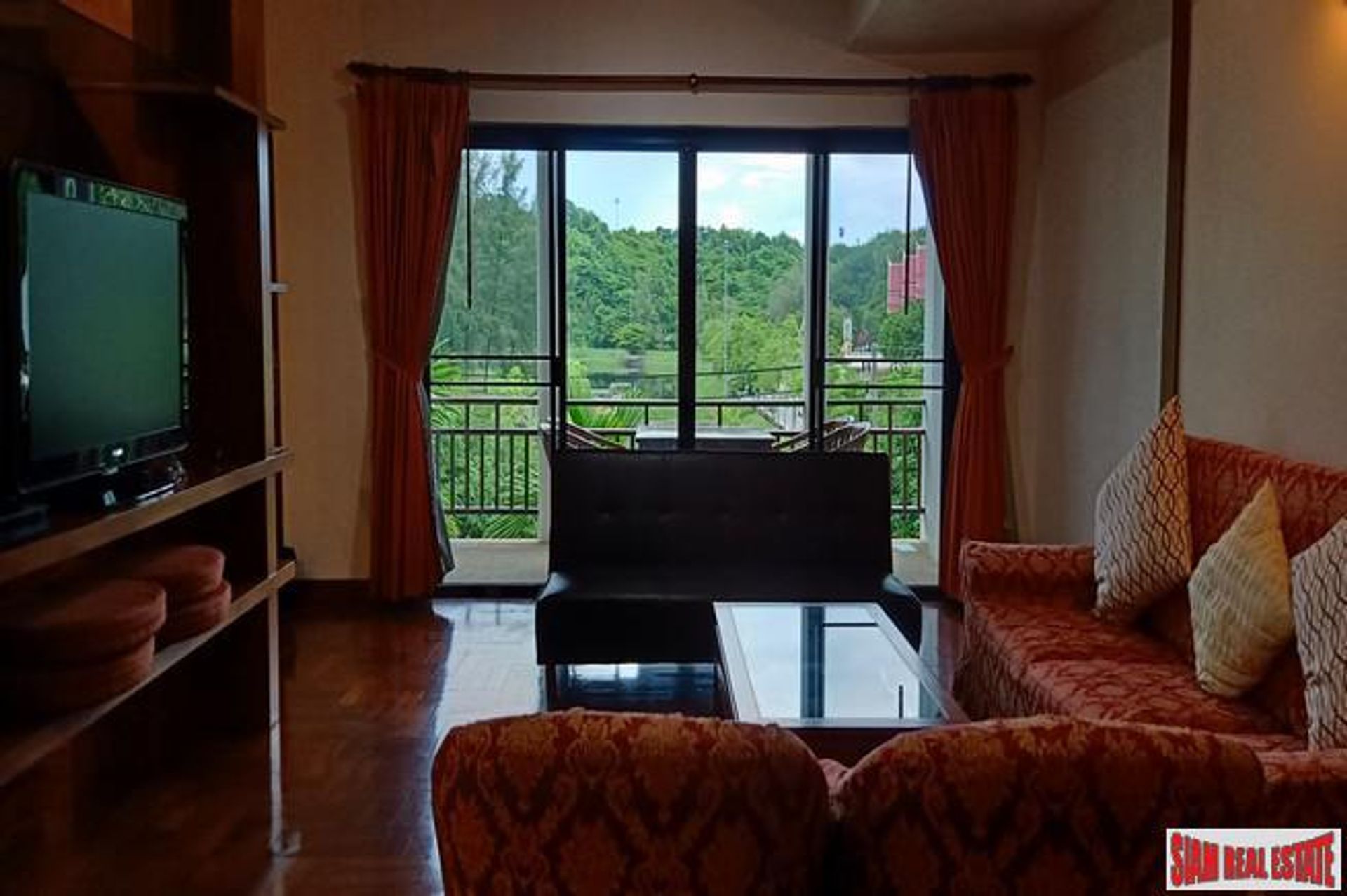 Кондоминиум в Nai Harn, Phuket 10025909