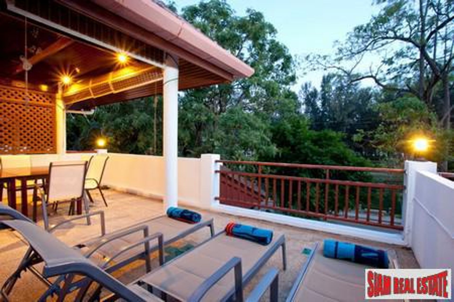 Huis in Nai Harn, Phuket 10026043