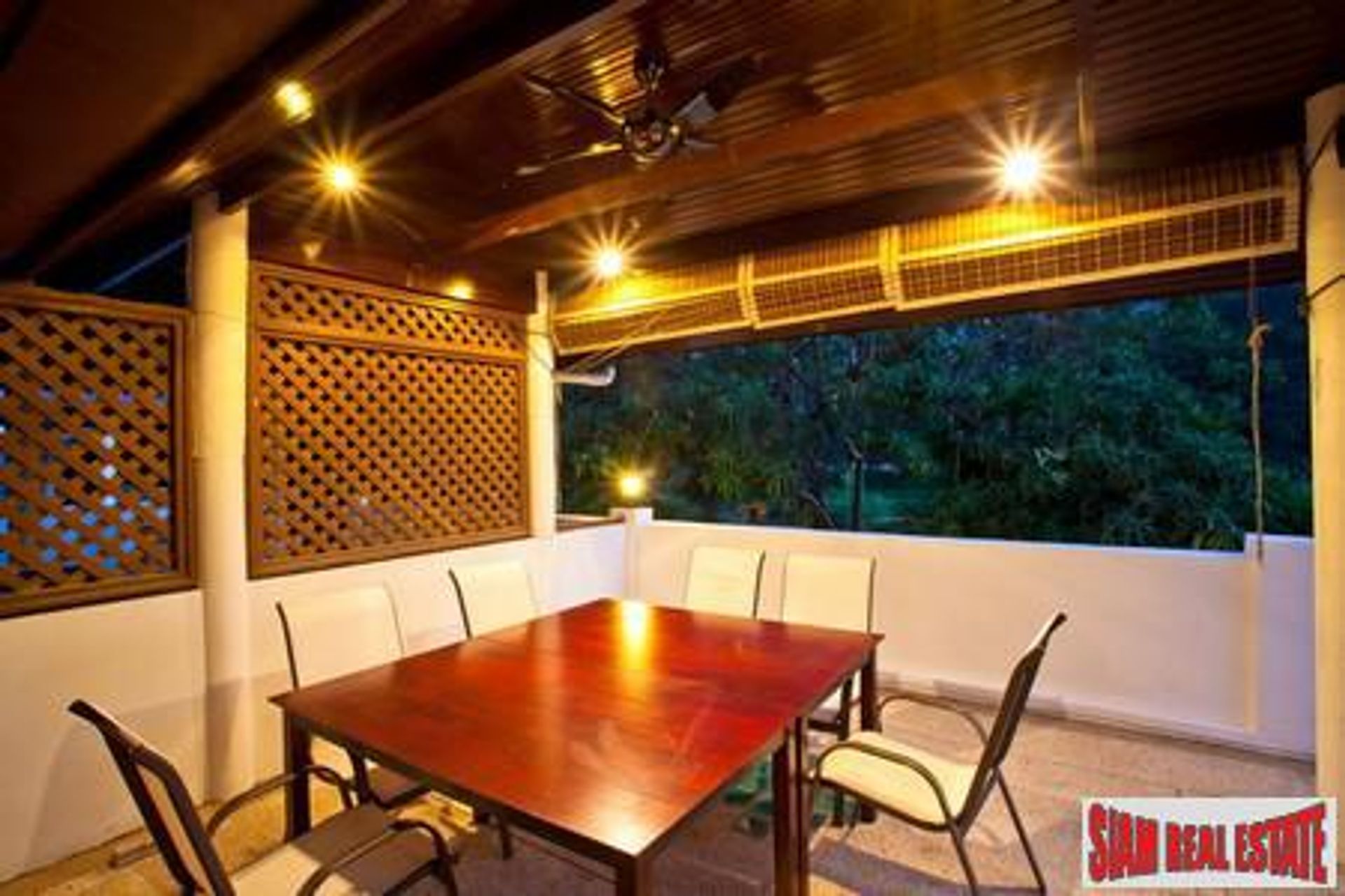 Huis in Nai Harn, Phuket 10026043