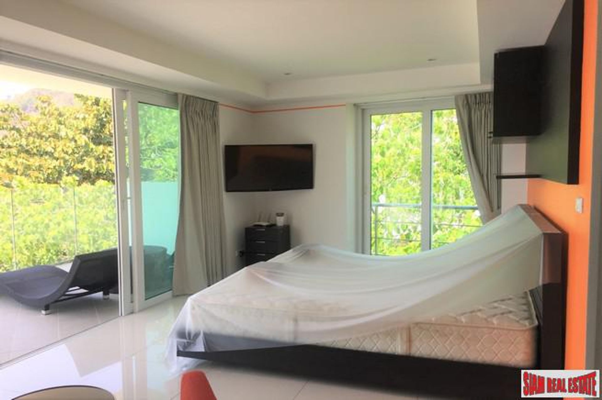 Condominium dans Kata, Phuket 10026095