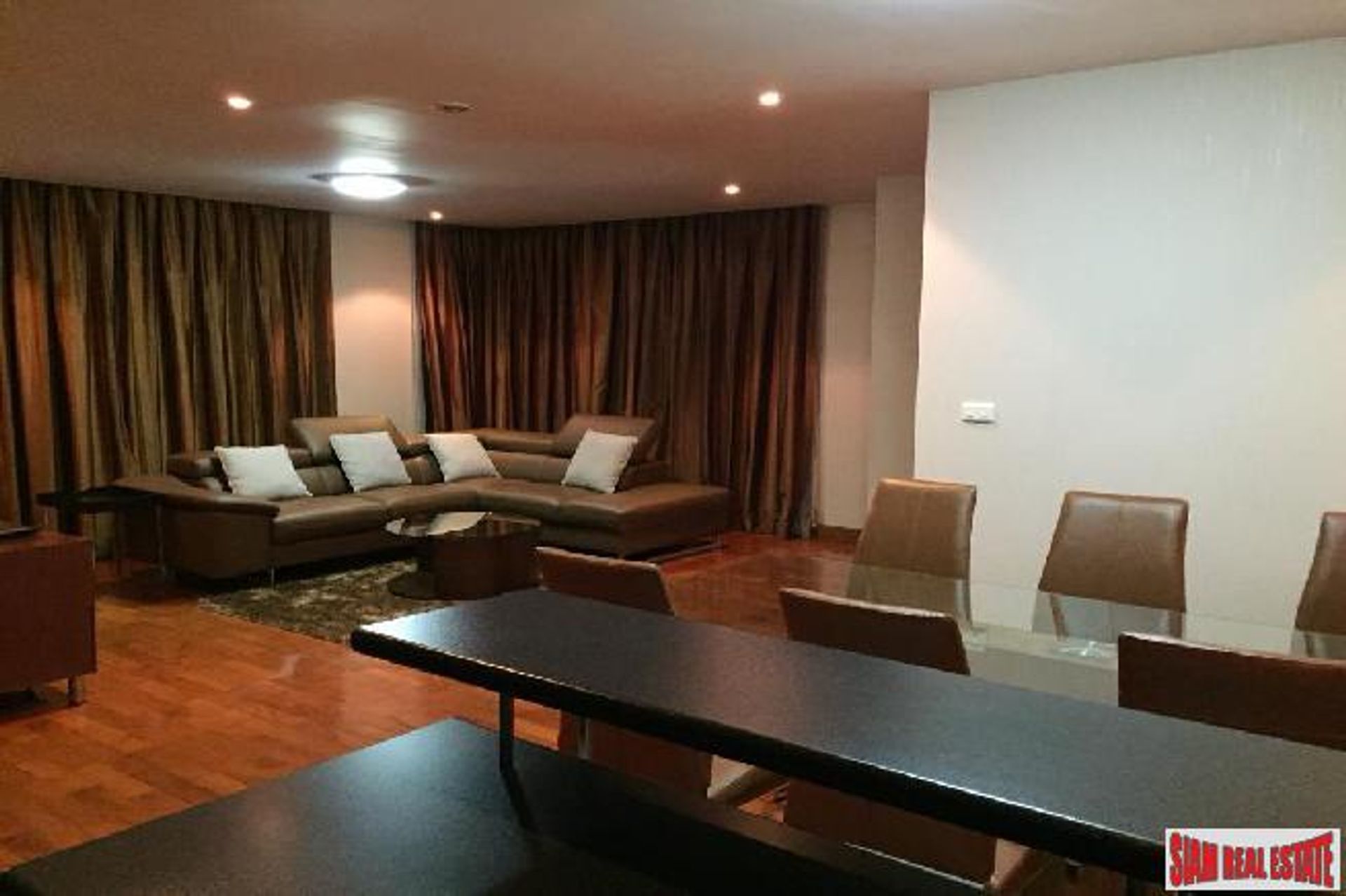 Condominium in Asok, Bangkok 10026148