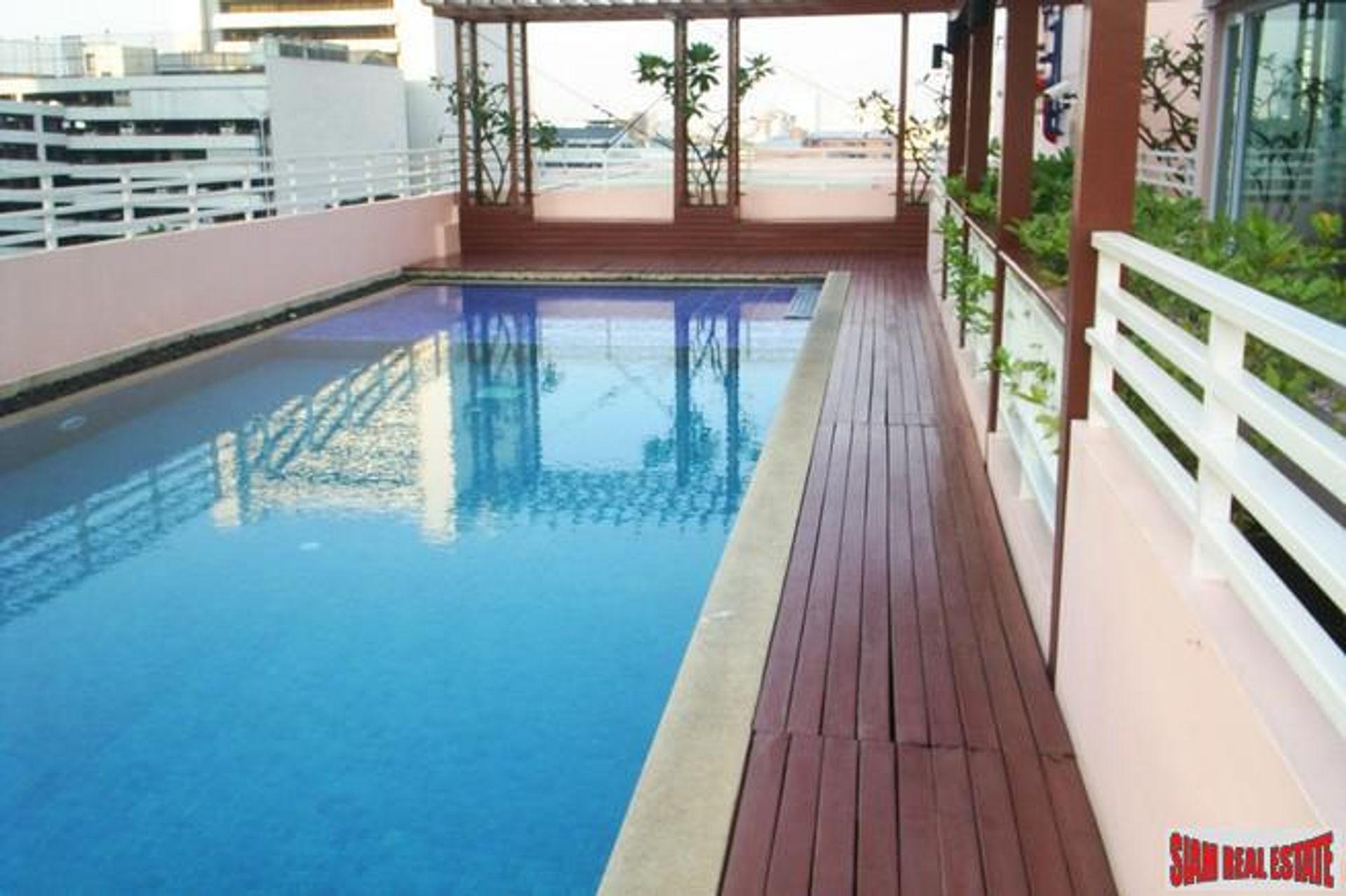 Condominio en Ban Na Song, Krung Thep Maha Nakhon 10026174