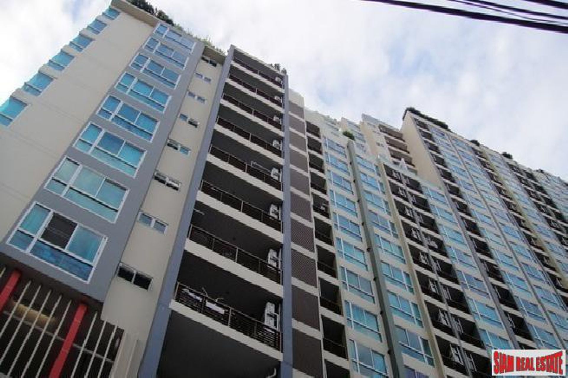 Condominium in Sam Yan, Bangkok 10026202