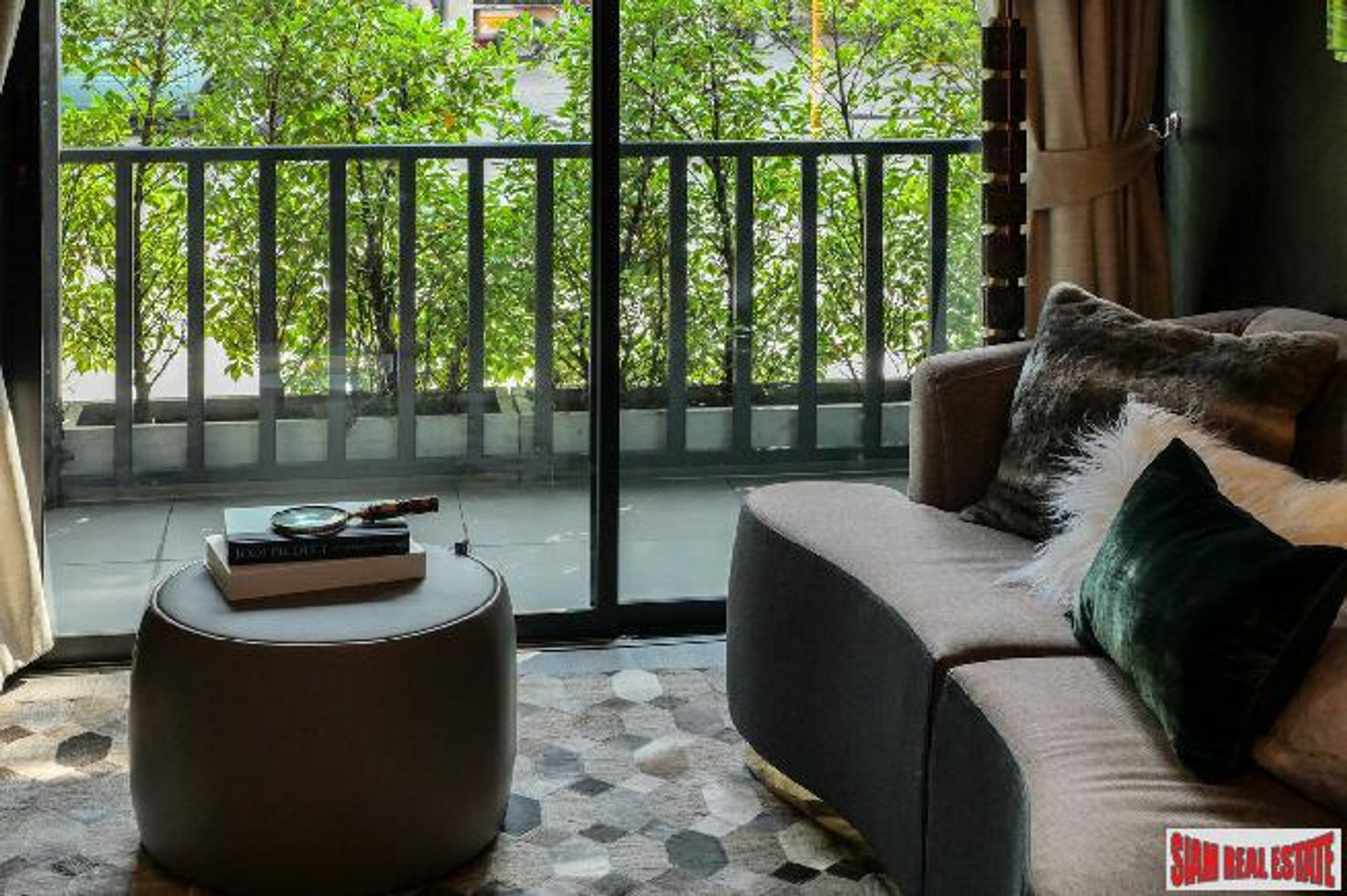 Condominium in Phaya Thai, Bangkok 10026220