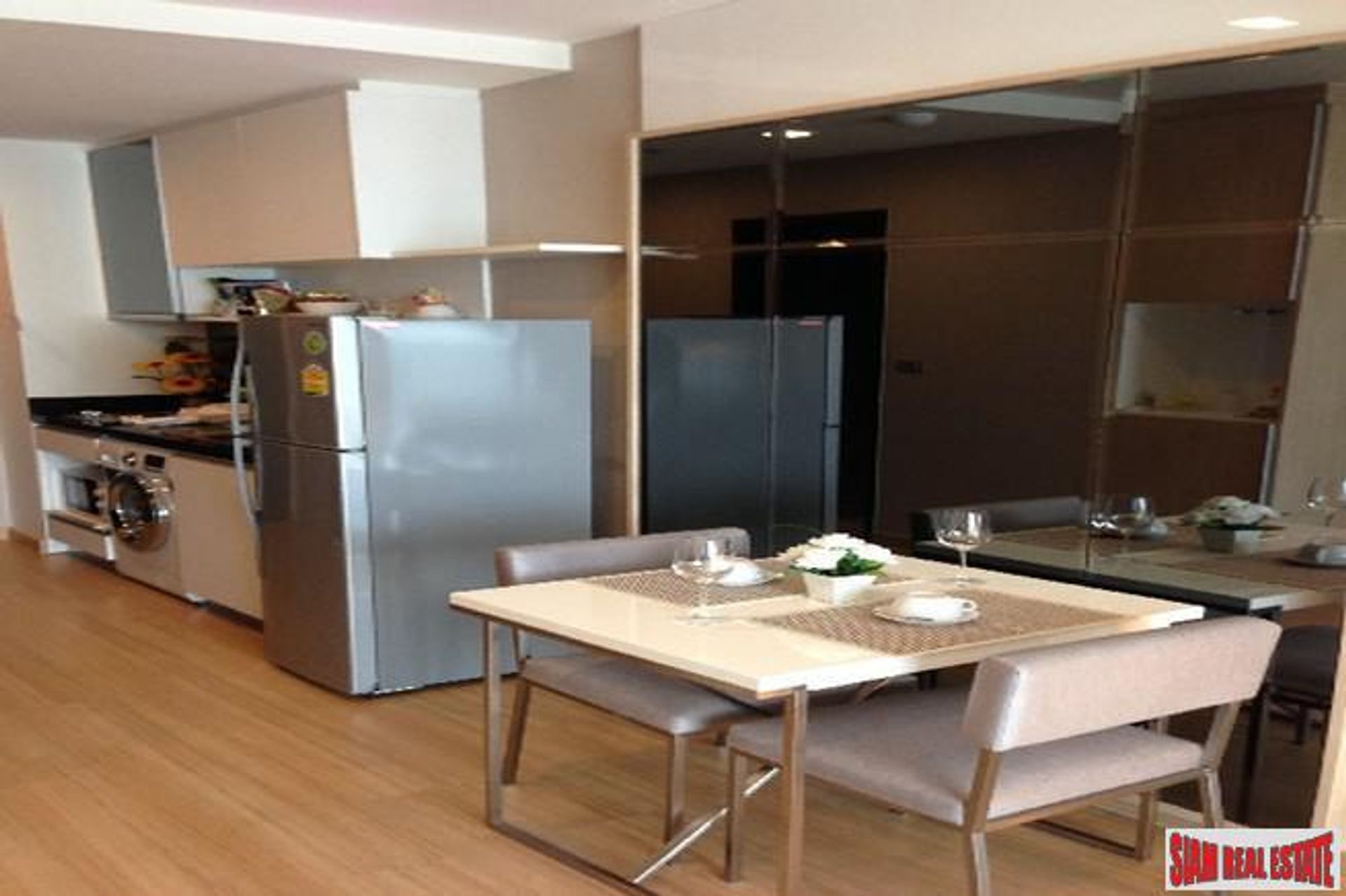 Condominio en Phra Khanong, Krung Thep Maha Nakhon 10026235