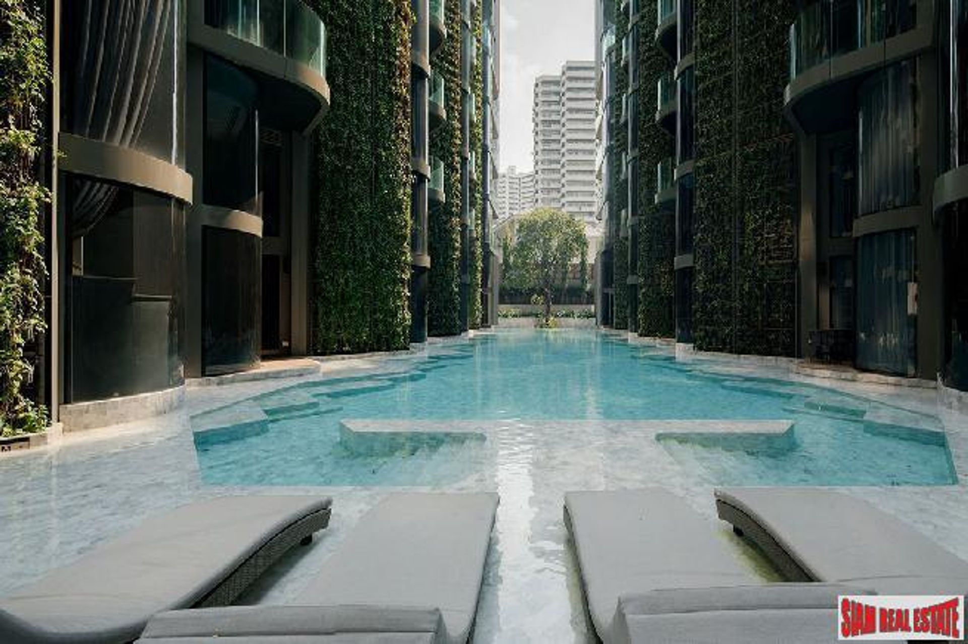 Condominium in Phrom Phong, Bangkok 10026245