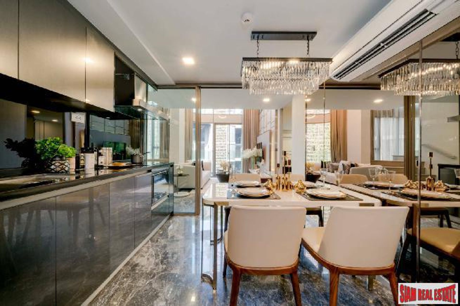 Condominium in Phrom Phong, Bangkok 10026245