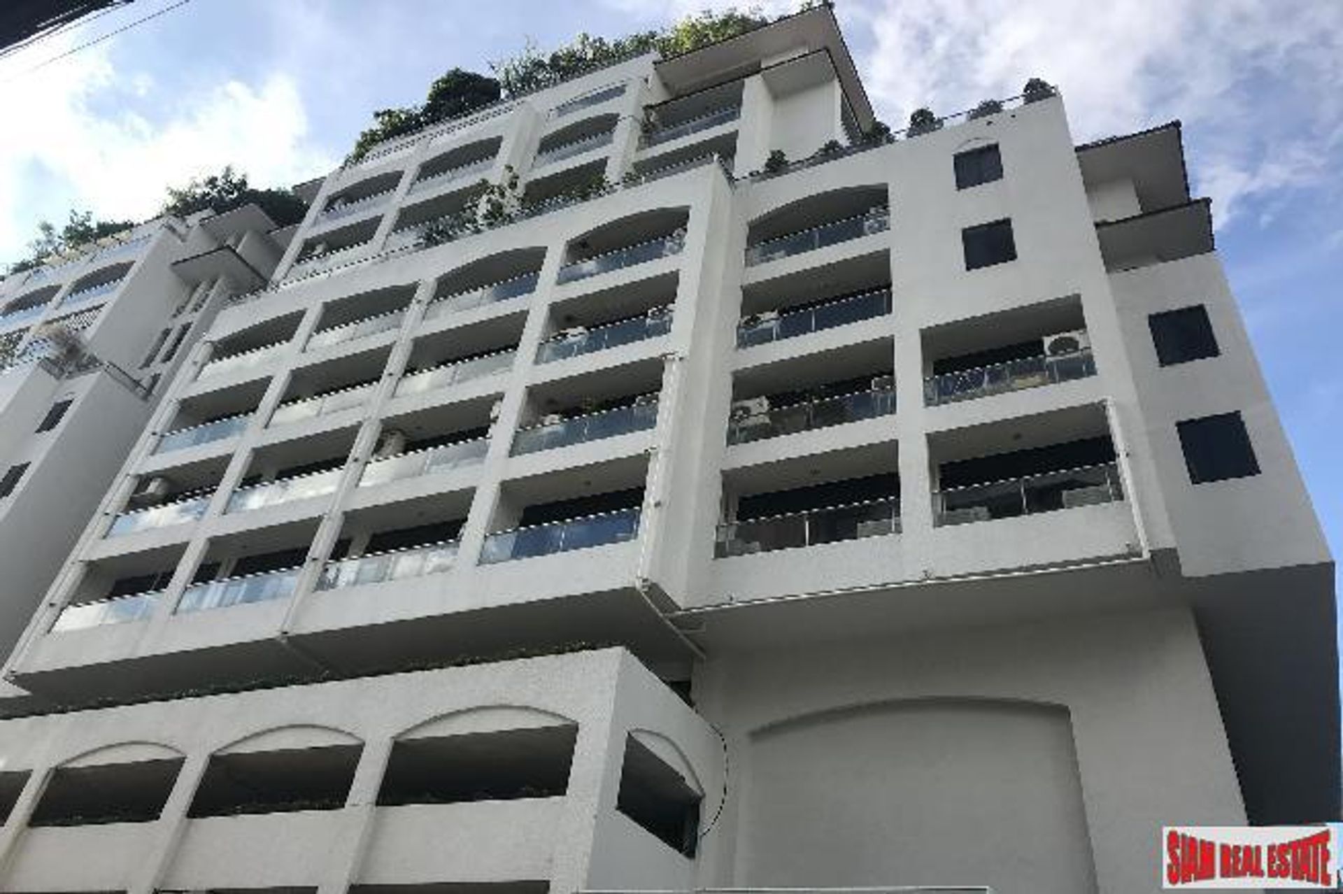 Condominium in Watthana, Krung Thep Maha Nakhon 10026252