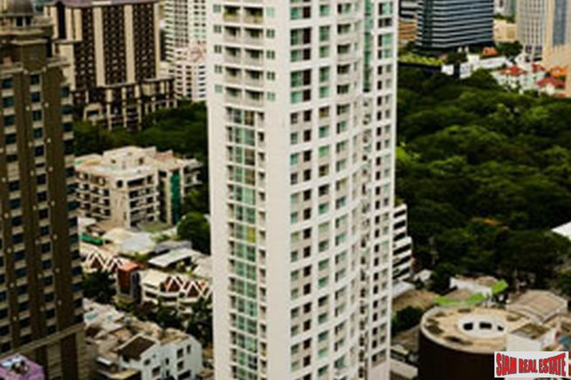 Condominium dans Lumphini, Bangkok 10026263