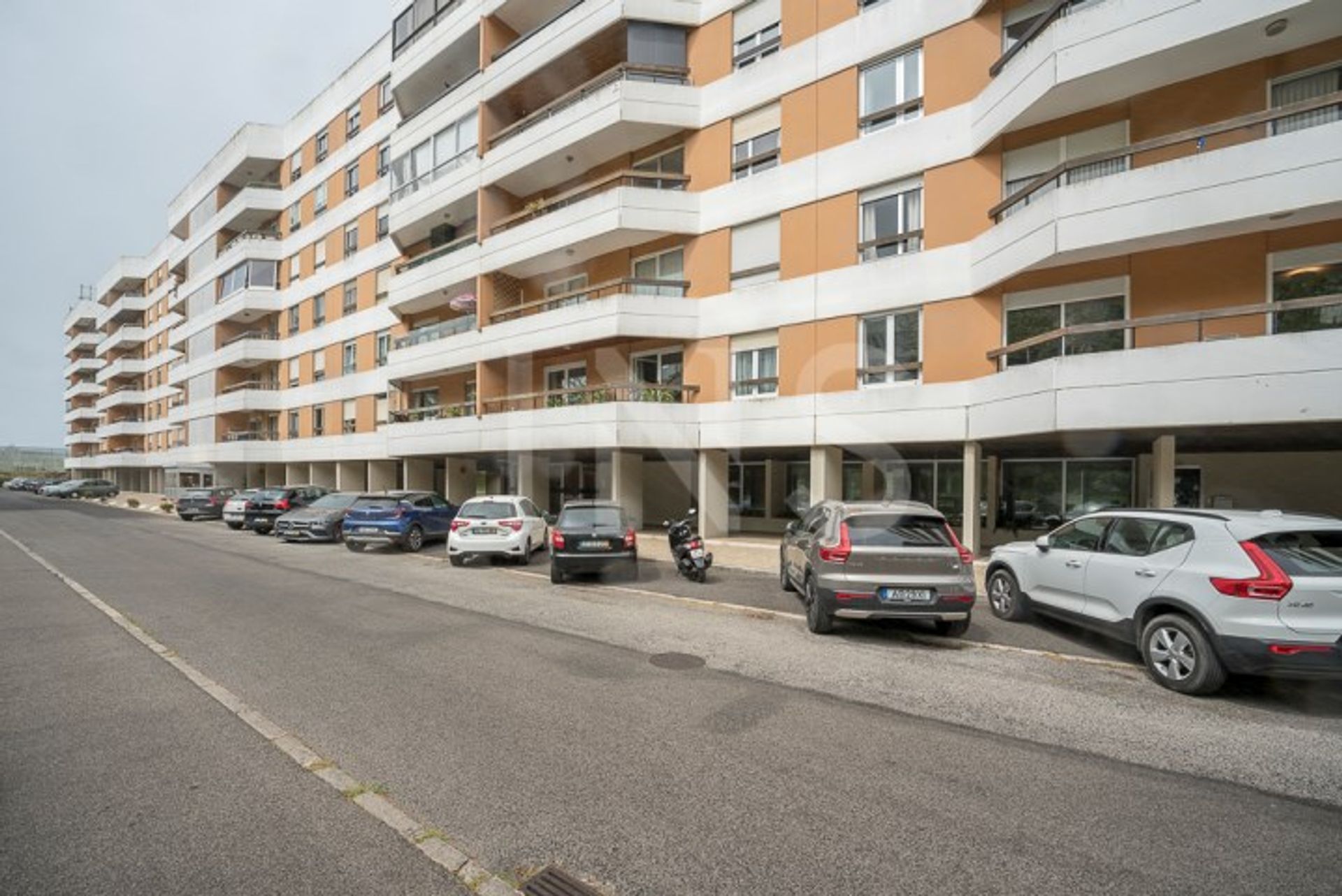 Condominium dans Oeiras e Sao Juliao da Barra, Paco de Arcos e Caxias, Oeiras 10026265