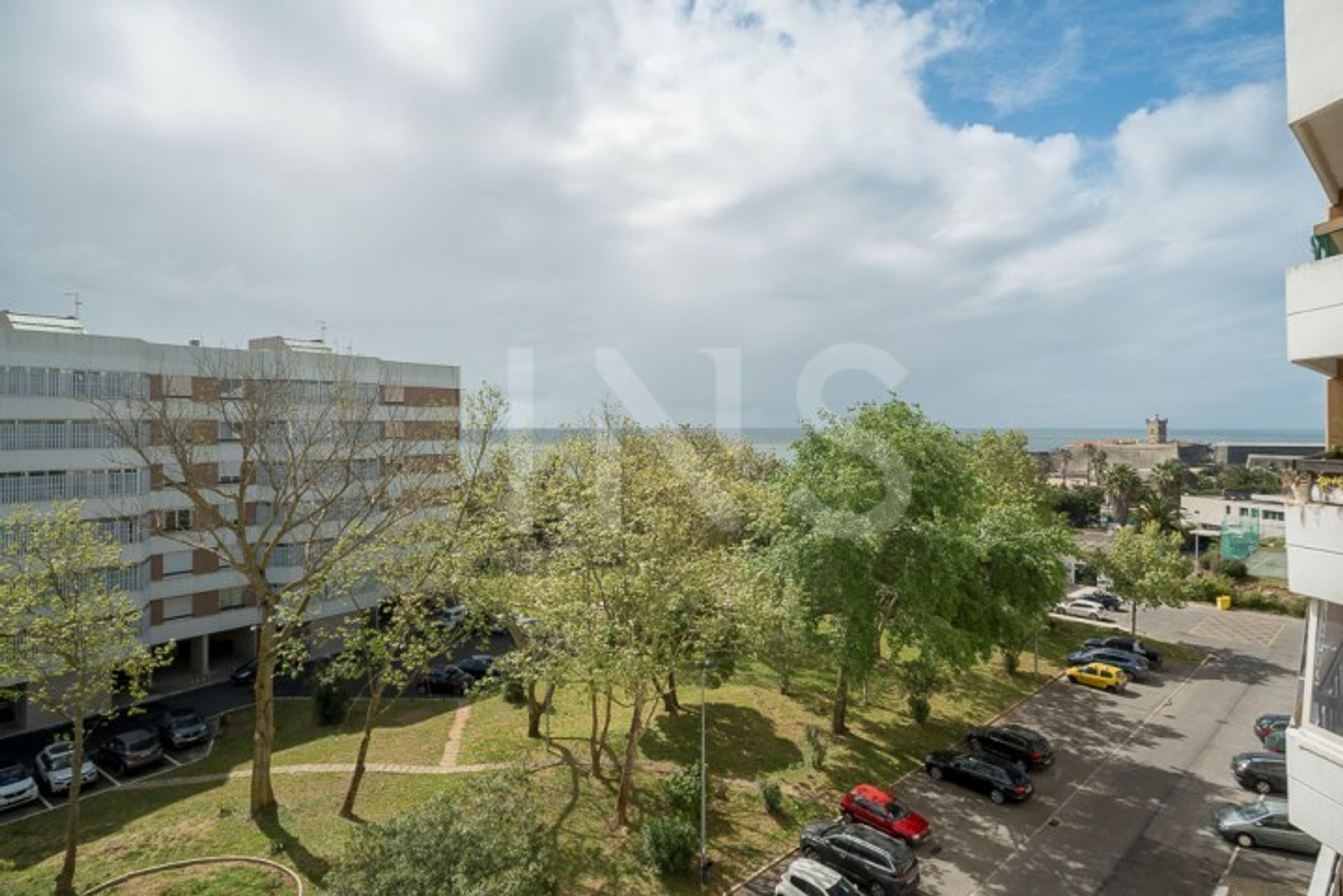 Condominium dans Oeiras e Sao Juliao da Barra, Paco de Arcos e Caxias, Oeiras 10026265