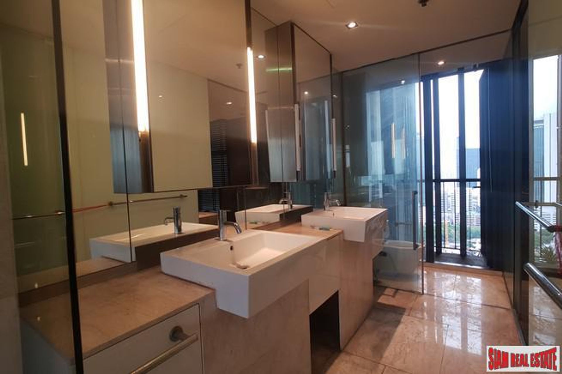 Condominium dans Chong Nonsi, Bangkok 10026272