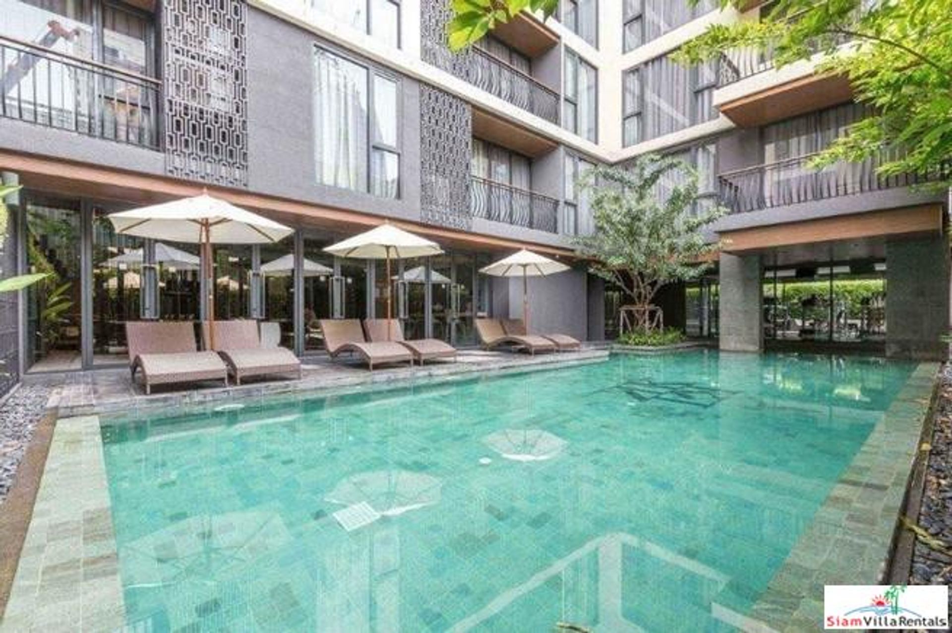 Condominium in Ratchathewi, Krung Thep Maha Nakhon 10026280