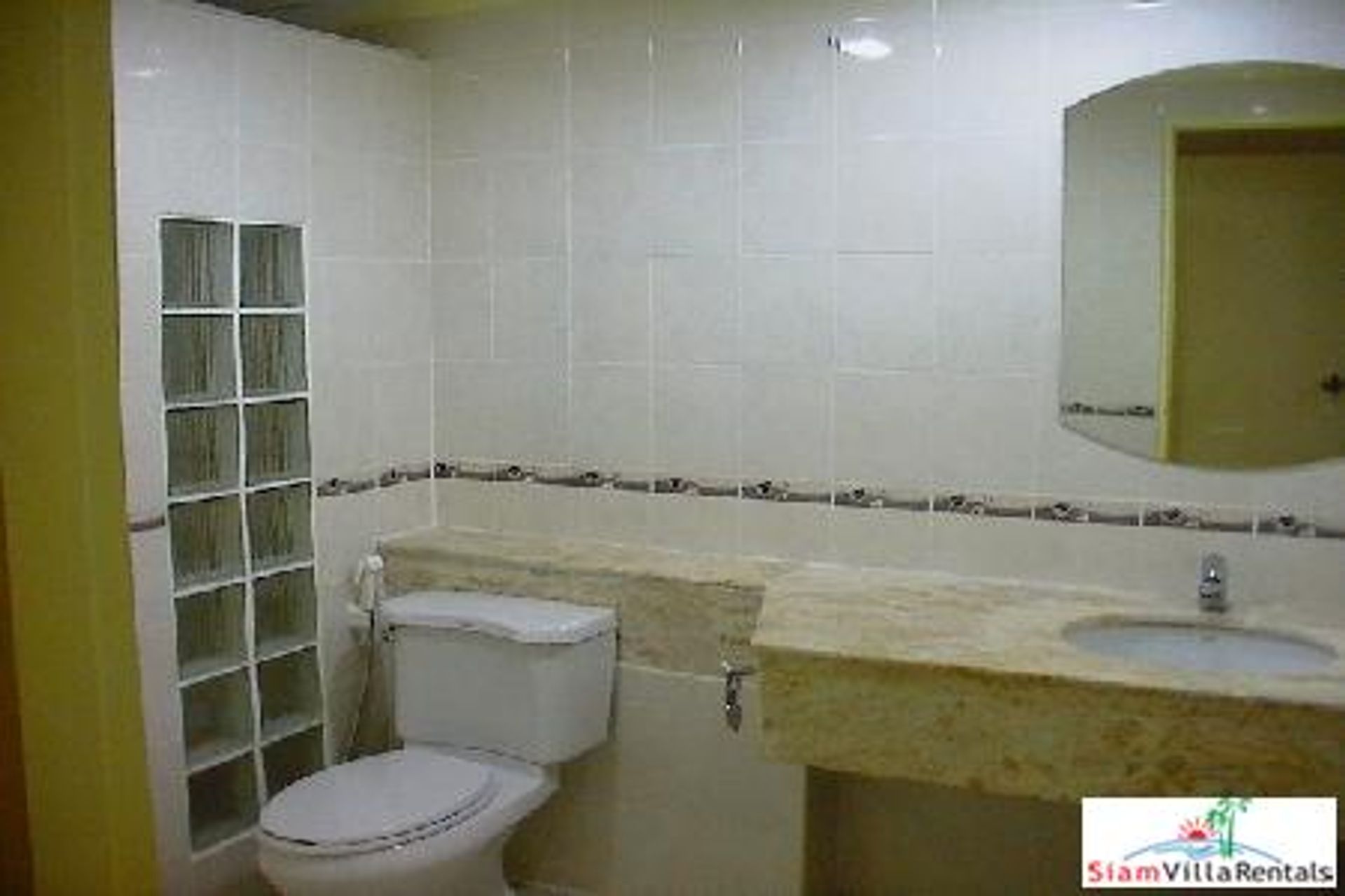 عمارات في شاتوشاك, كرونج ثيب مها ناخون 10026372