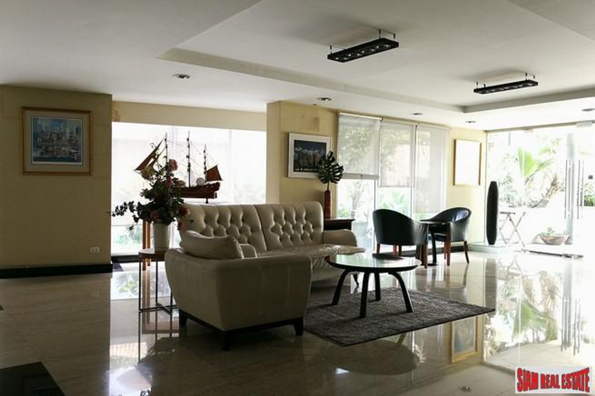 Condominium dans Phra Ram 9, Bangkok 10026379