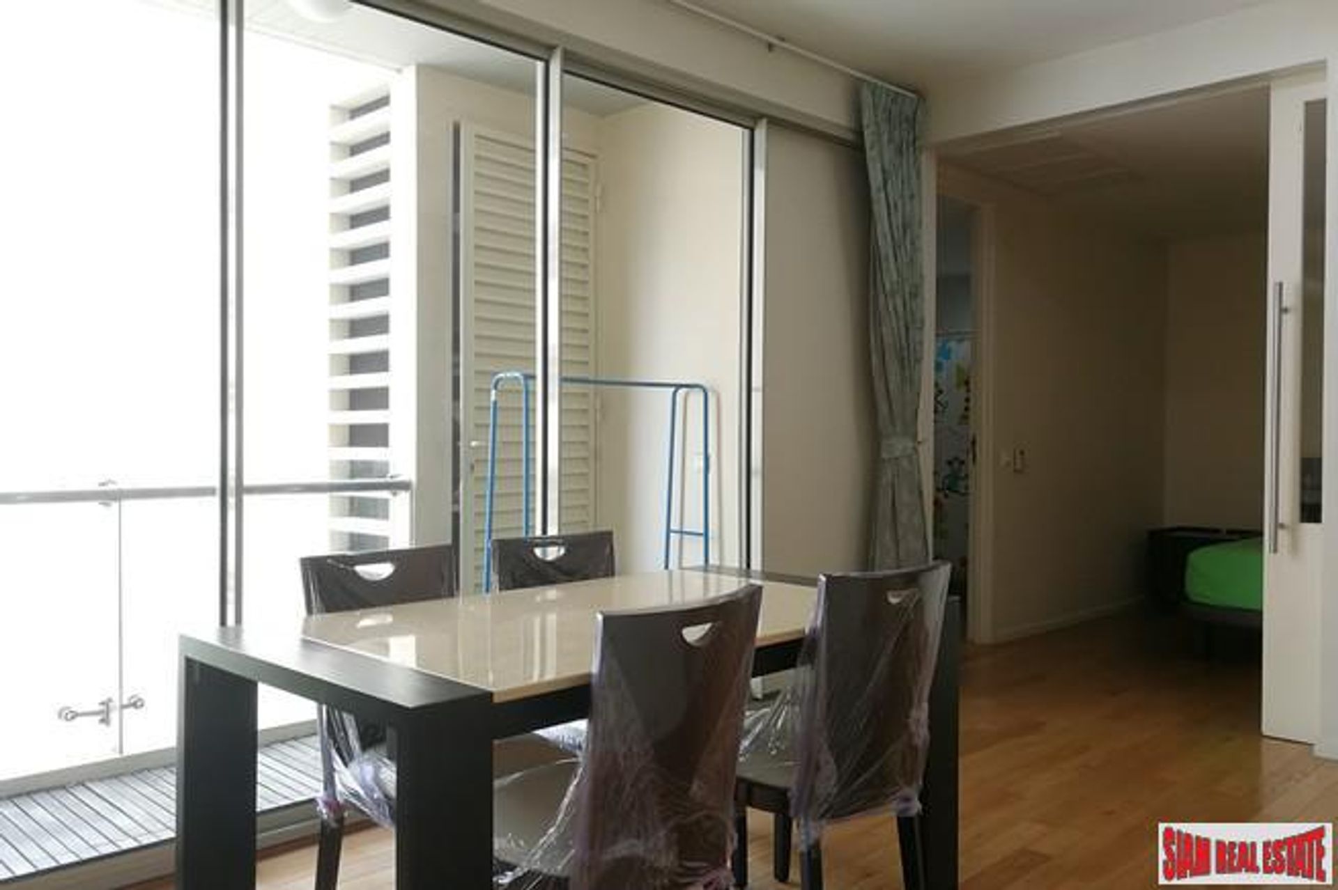 Condominium in Bang Rak, Krung Thep Maha Nakhon 10026399