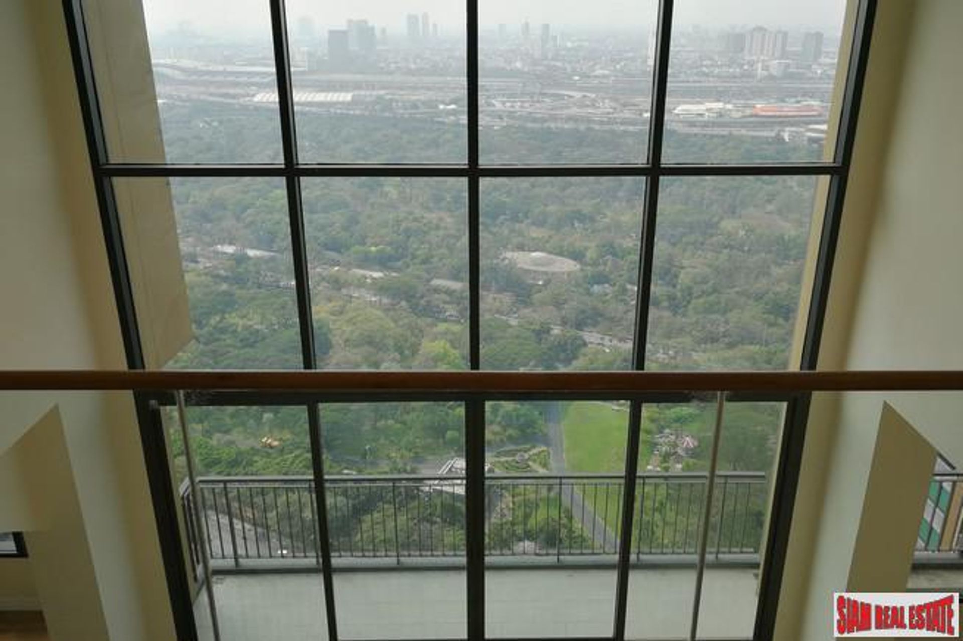 Condominio nel Phahon Yothin, Bangkok 10026437