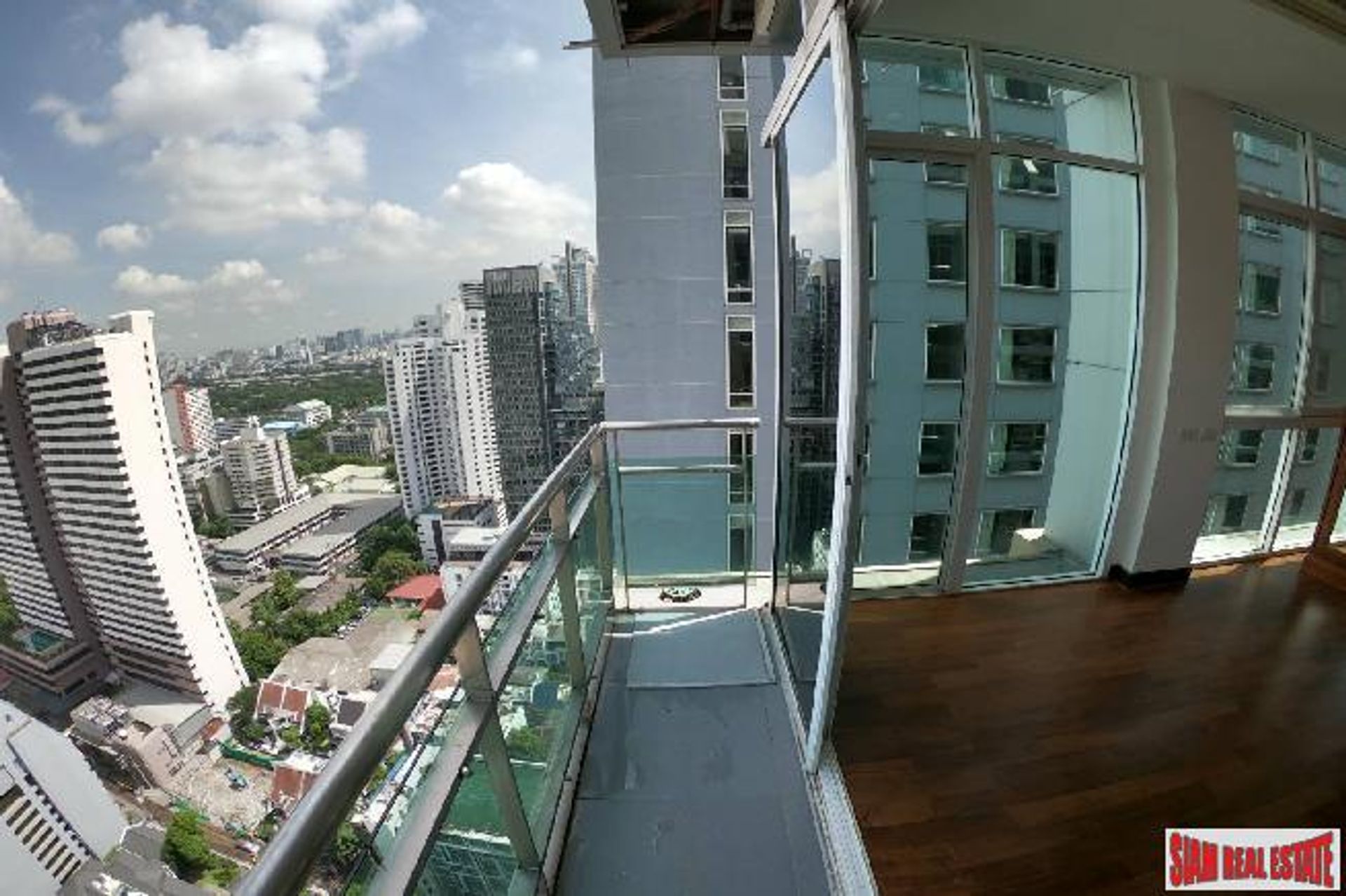 Condominium dans Nana, Bangkok 10026462